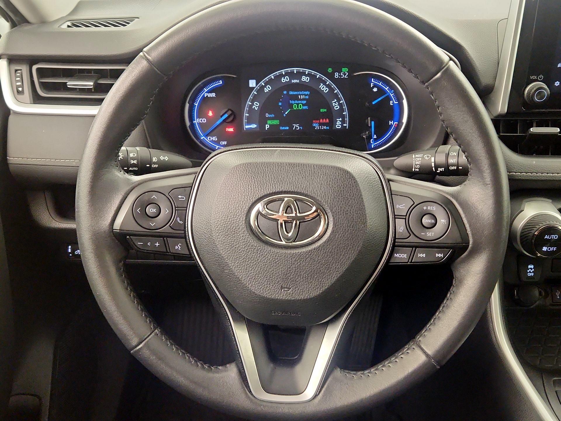 Thumbnail: 2023 Toyota RAV4 - 10