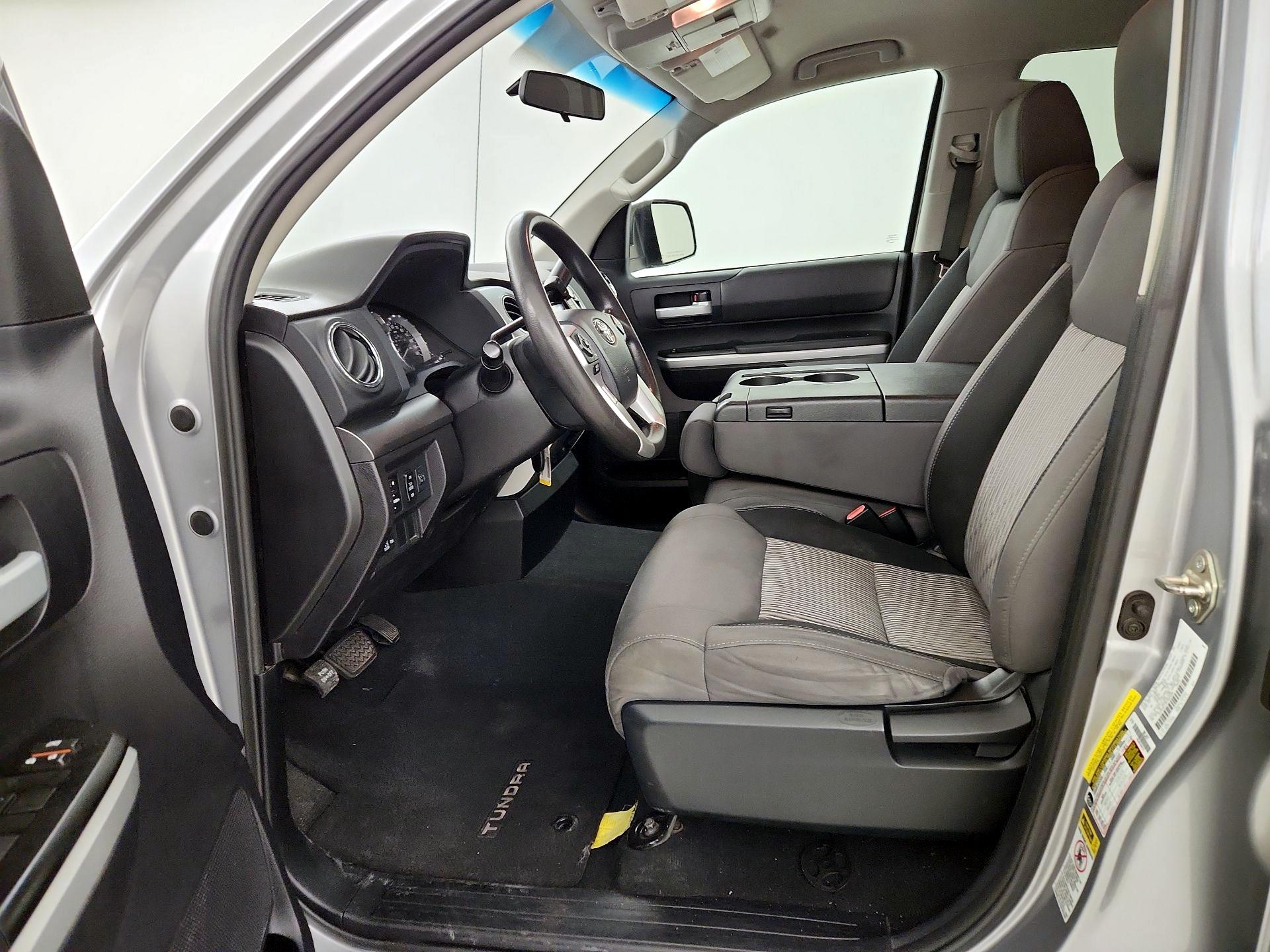 Thumbnail: 2015 Toyota Tundra - 11