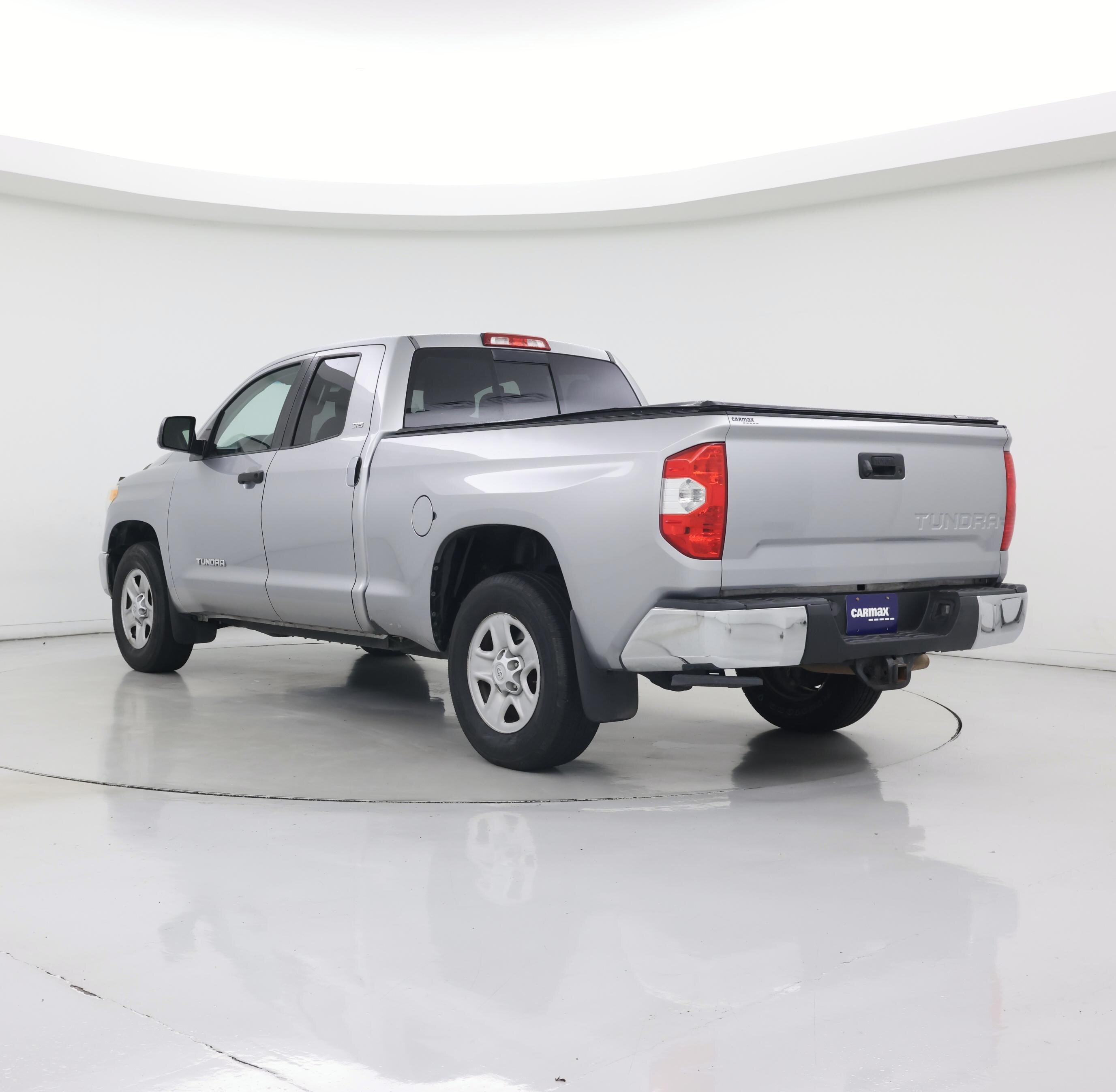 Thumbnail: 2015 Toyota Tundra - 2
