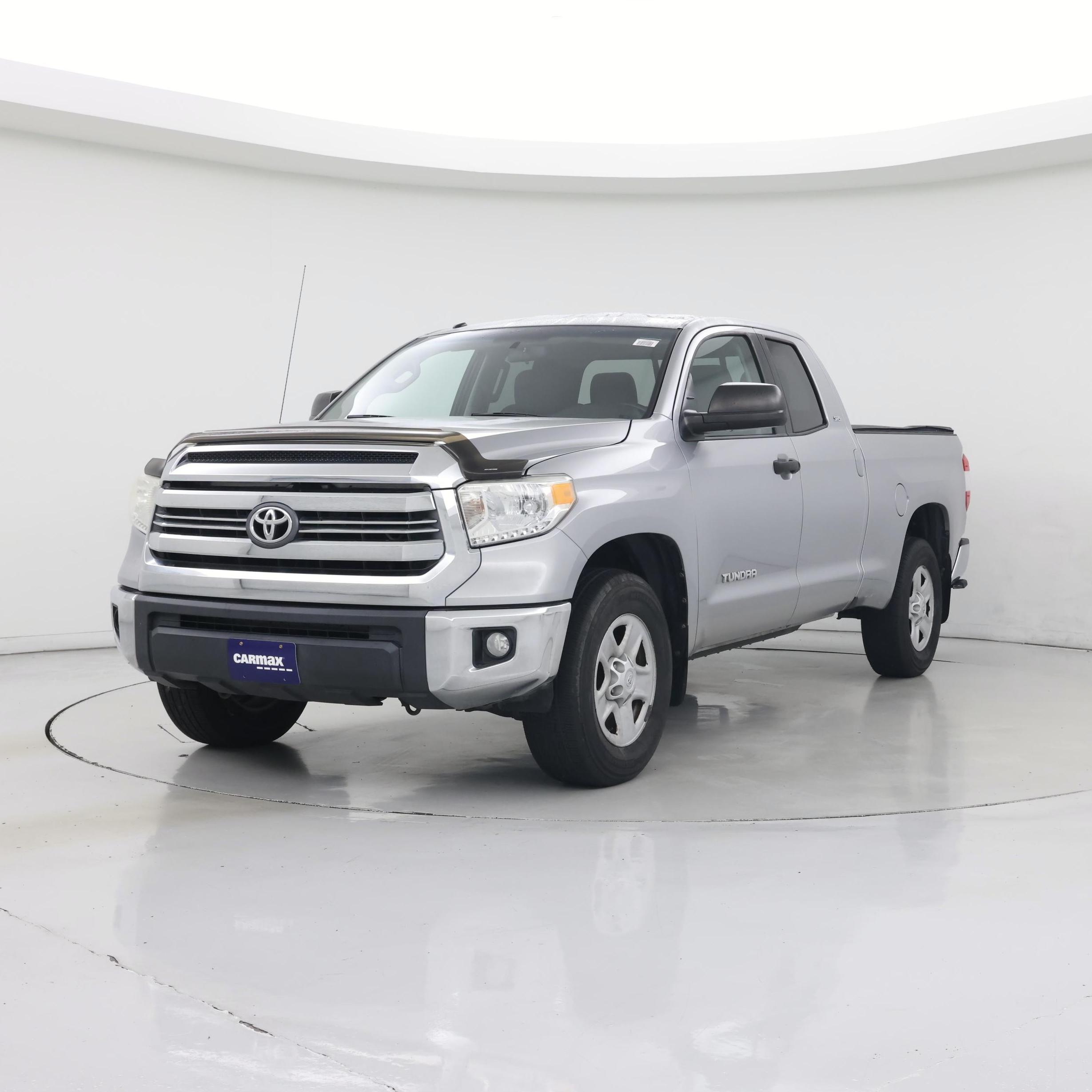 Thumbnail: 2015 Toyota Tundra - 4