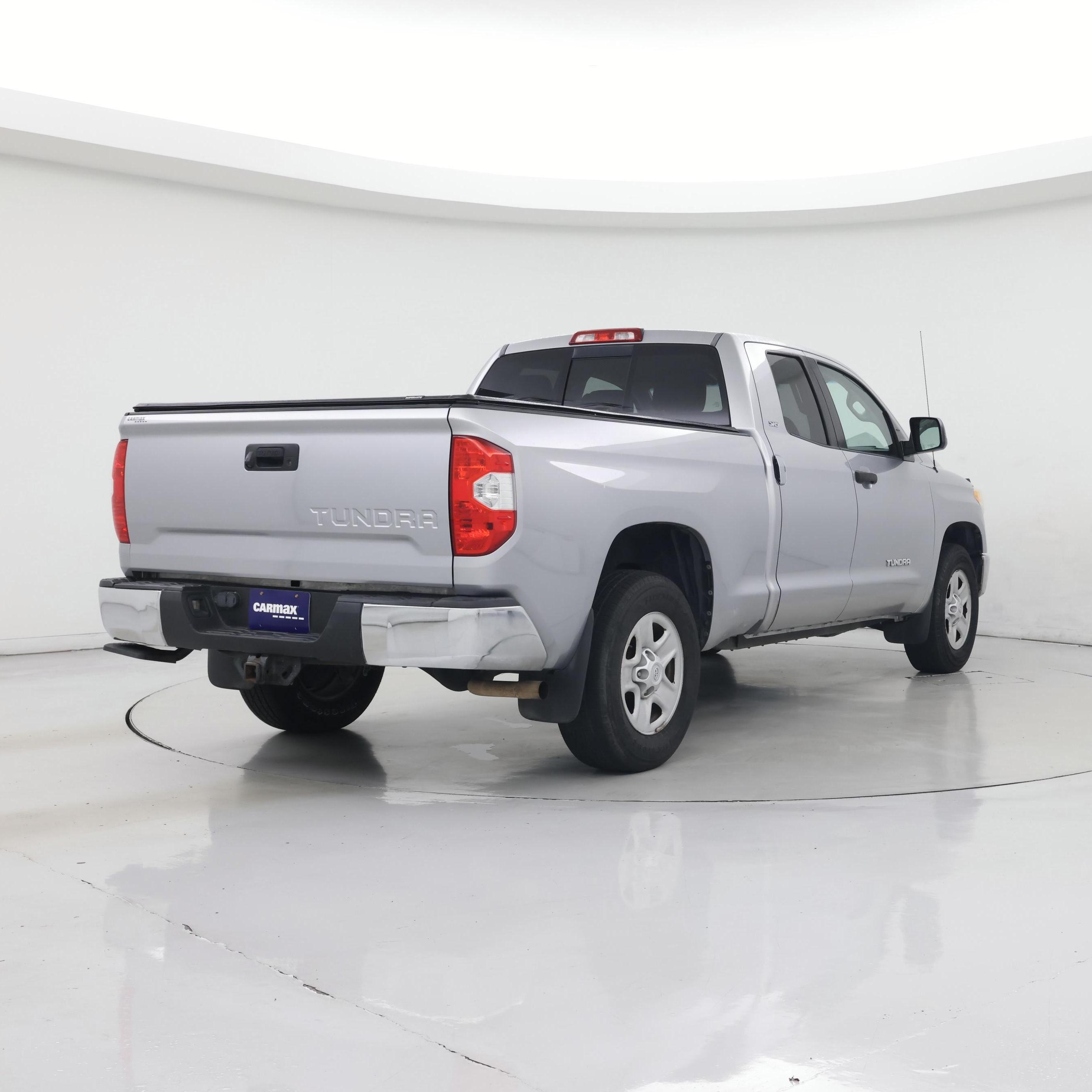 Thumbnail: 2015 Toyota Tundra - 8