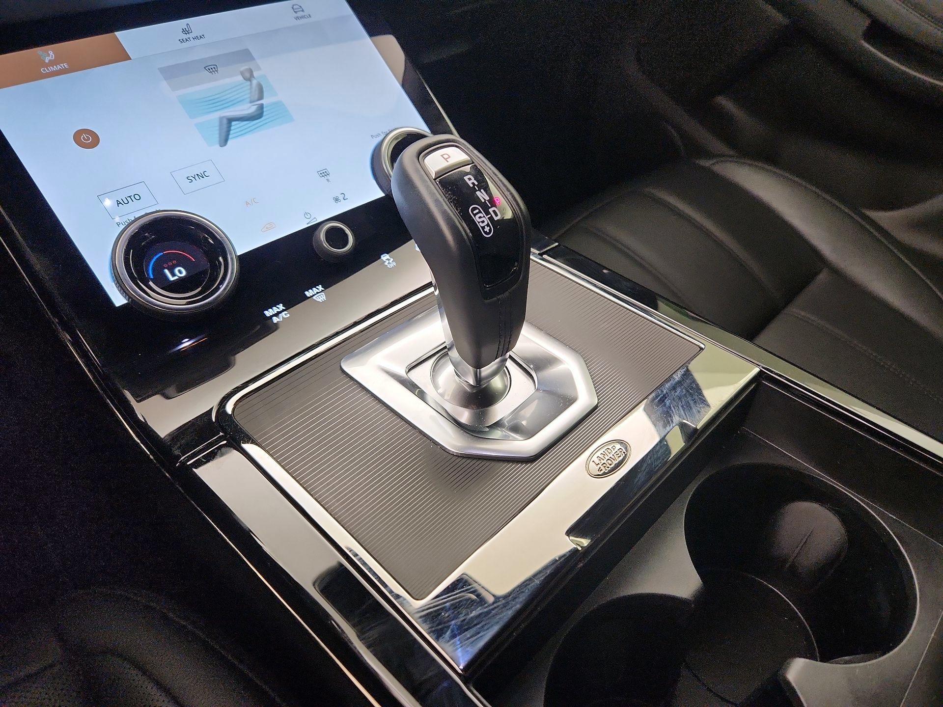 Thumbnail: 2023 Land Rover Range Rover Evoque - 18