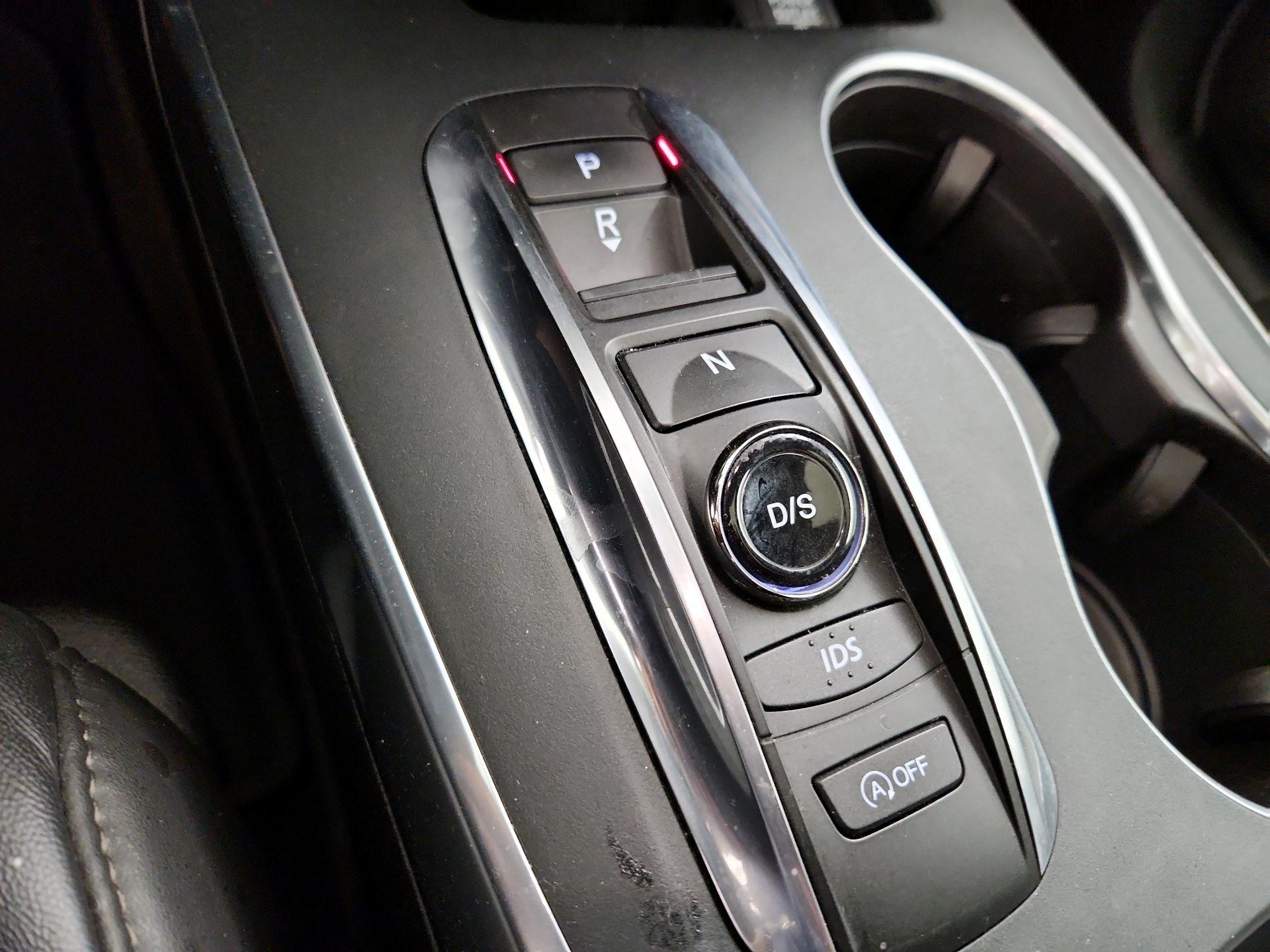 Thumbnail: 2016 Acura MDX - 18