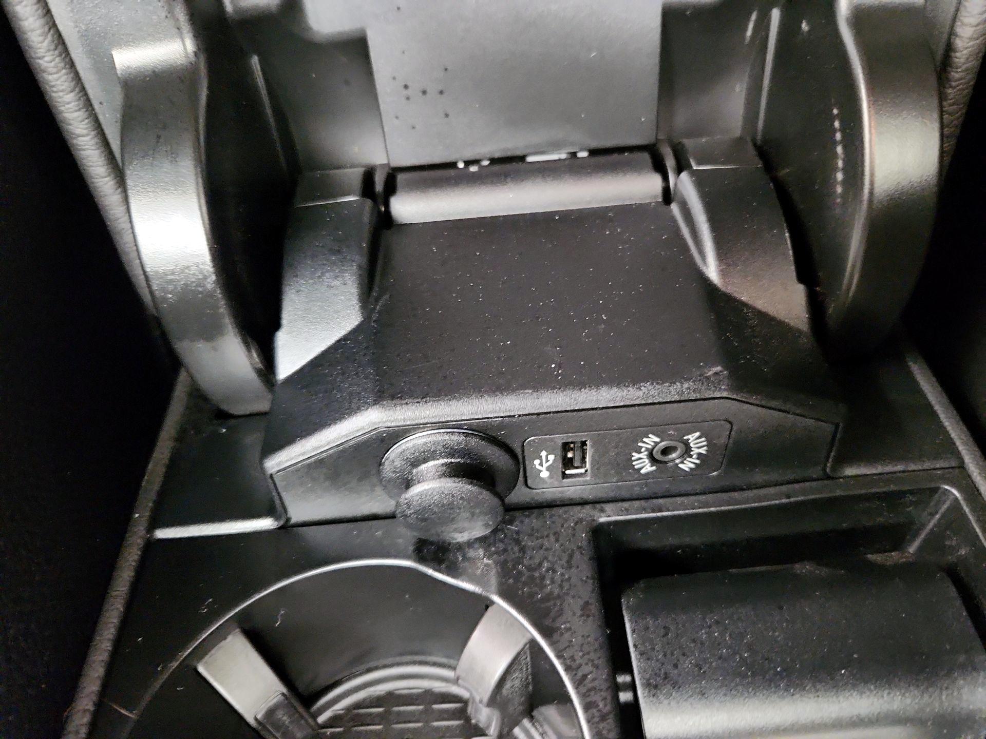 Thumbnail: 2014 BMW Z4 - 18