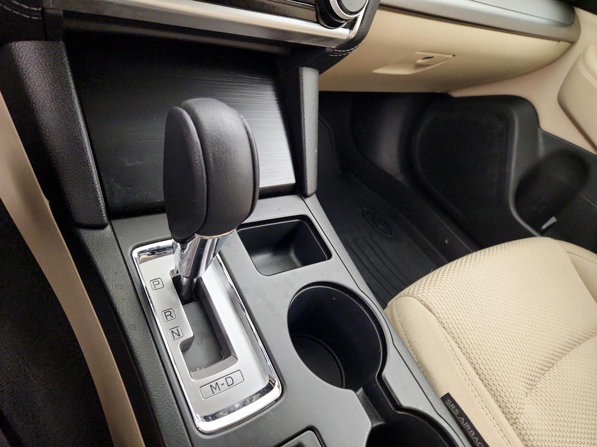 Thumbnail: 2019 Subaru Outback - 17