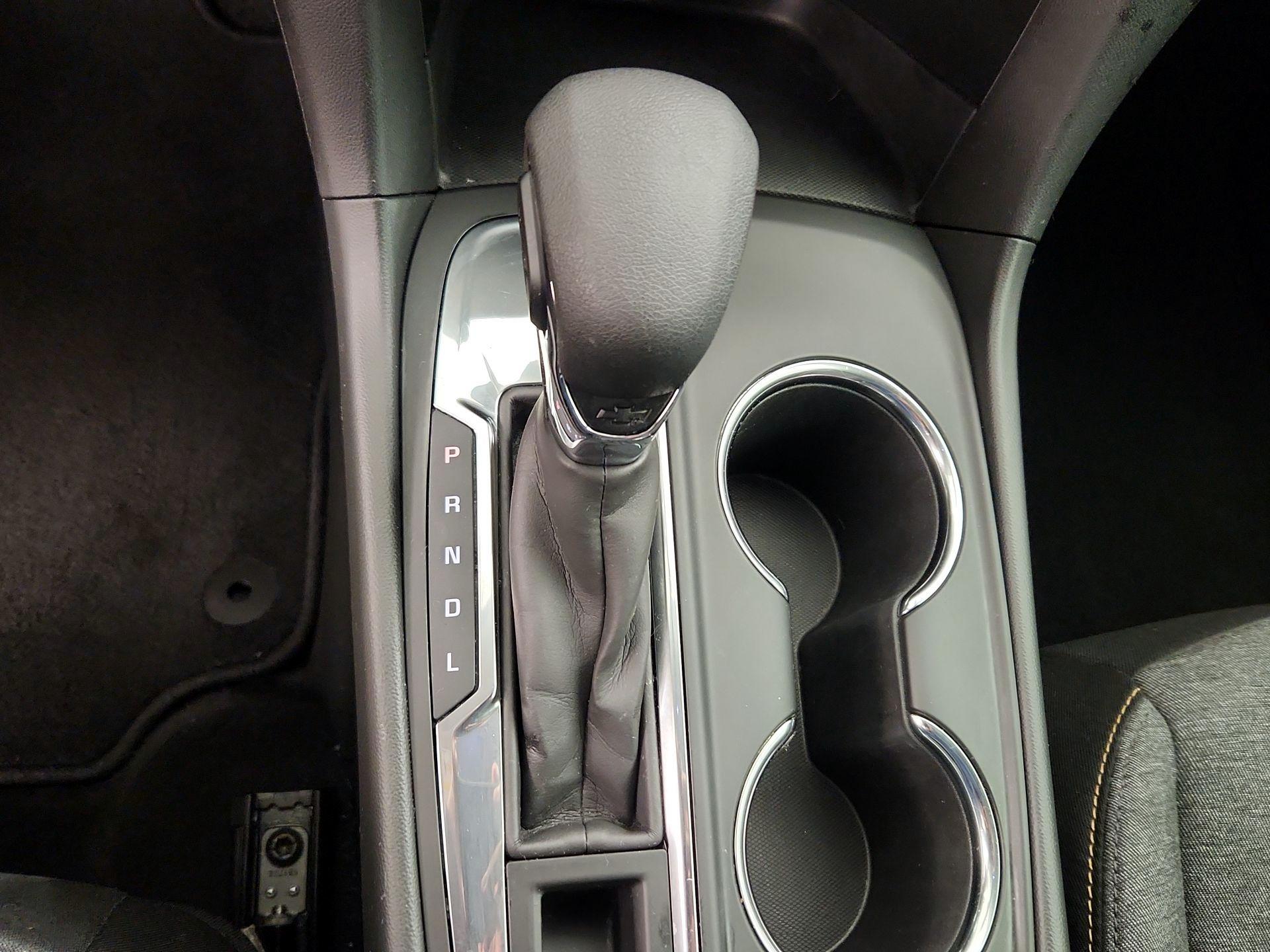 Thumbnail: 2022 Chevrolet Equinox - 17