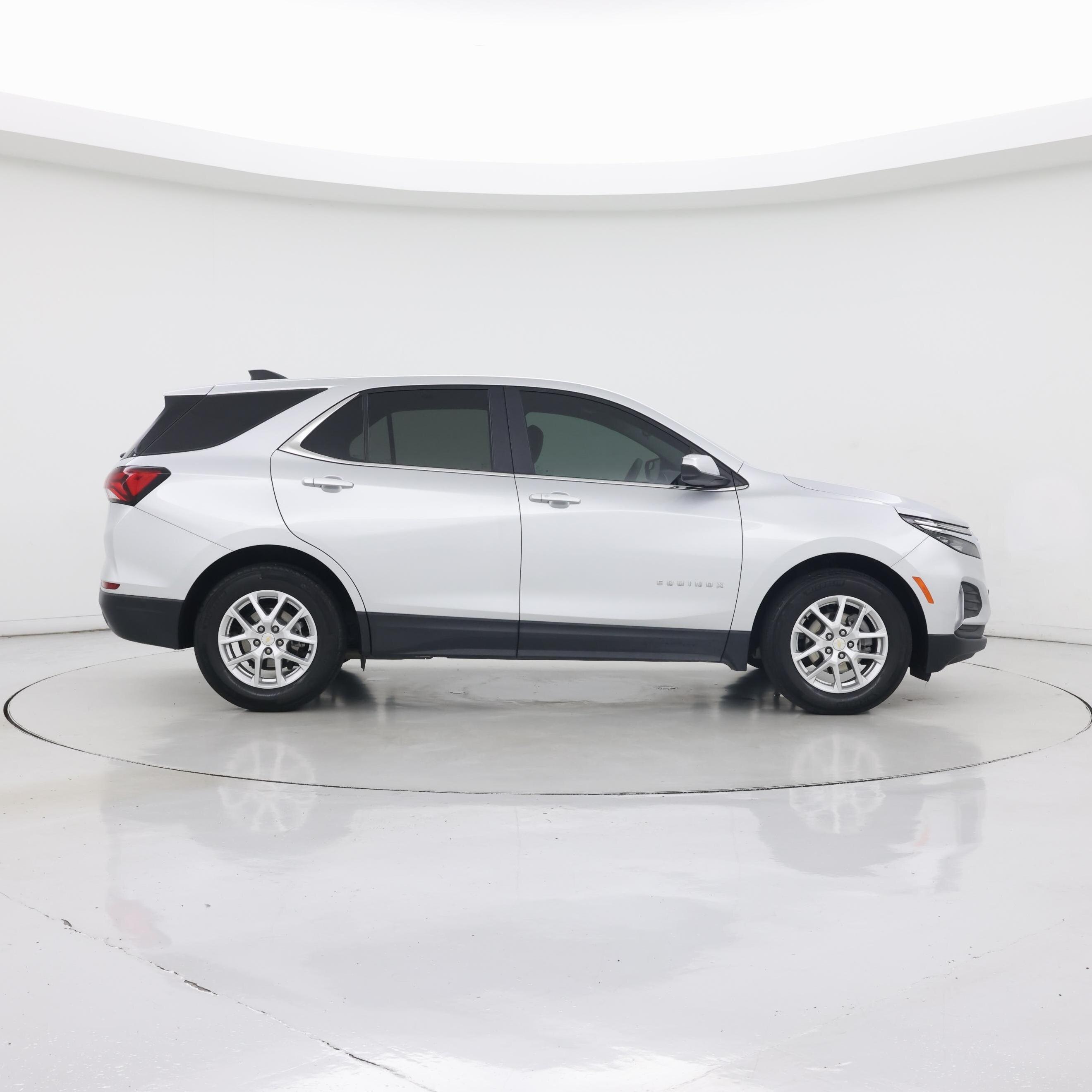 Thumbnail: 2022 Chevrolet Equinox - 7