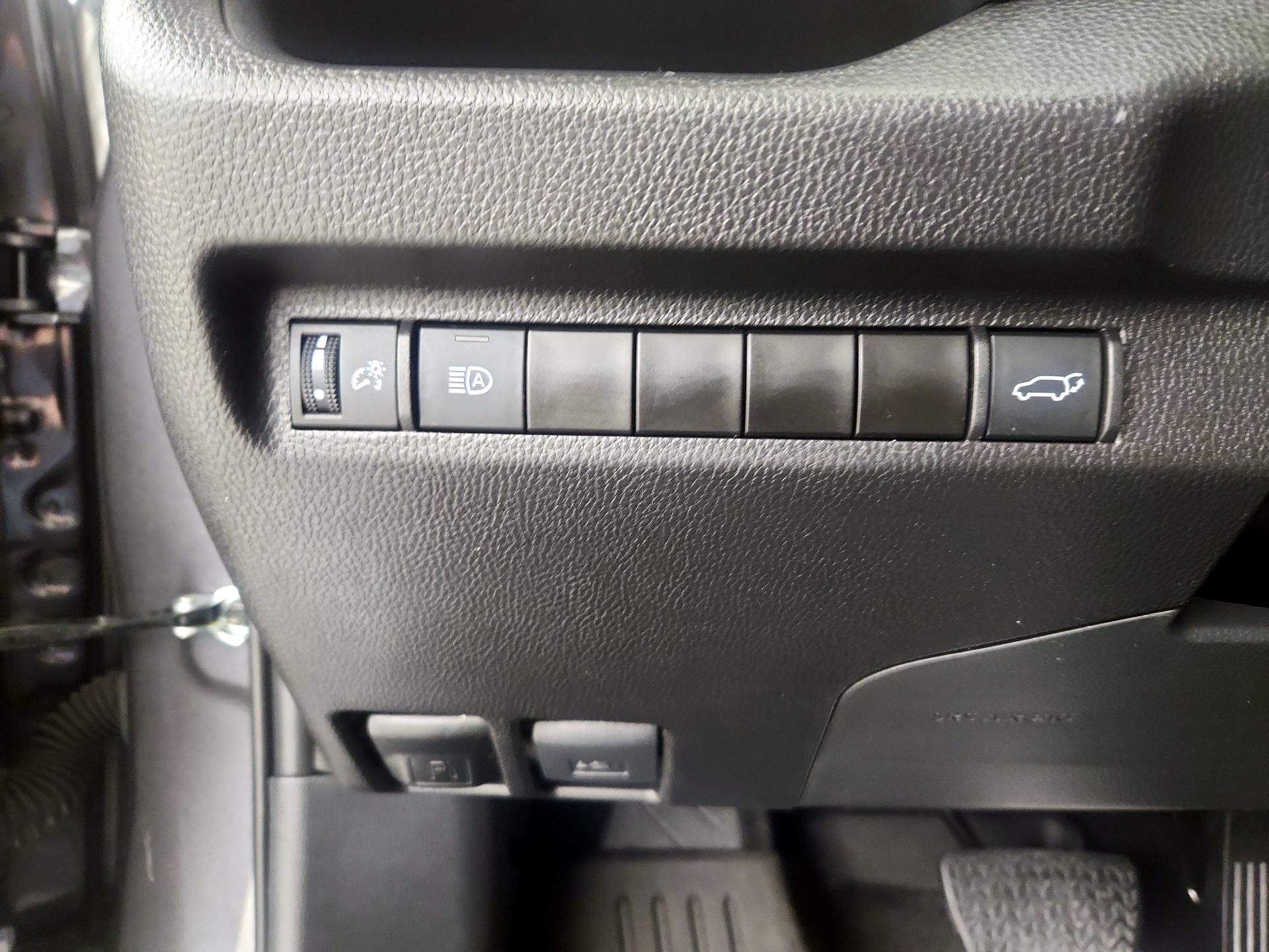 Thumbnail: 2025 Toyota RAV4 - 13