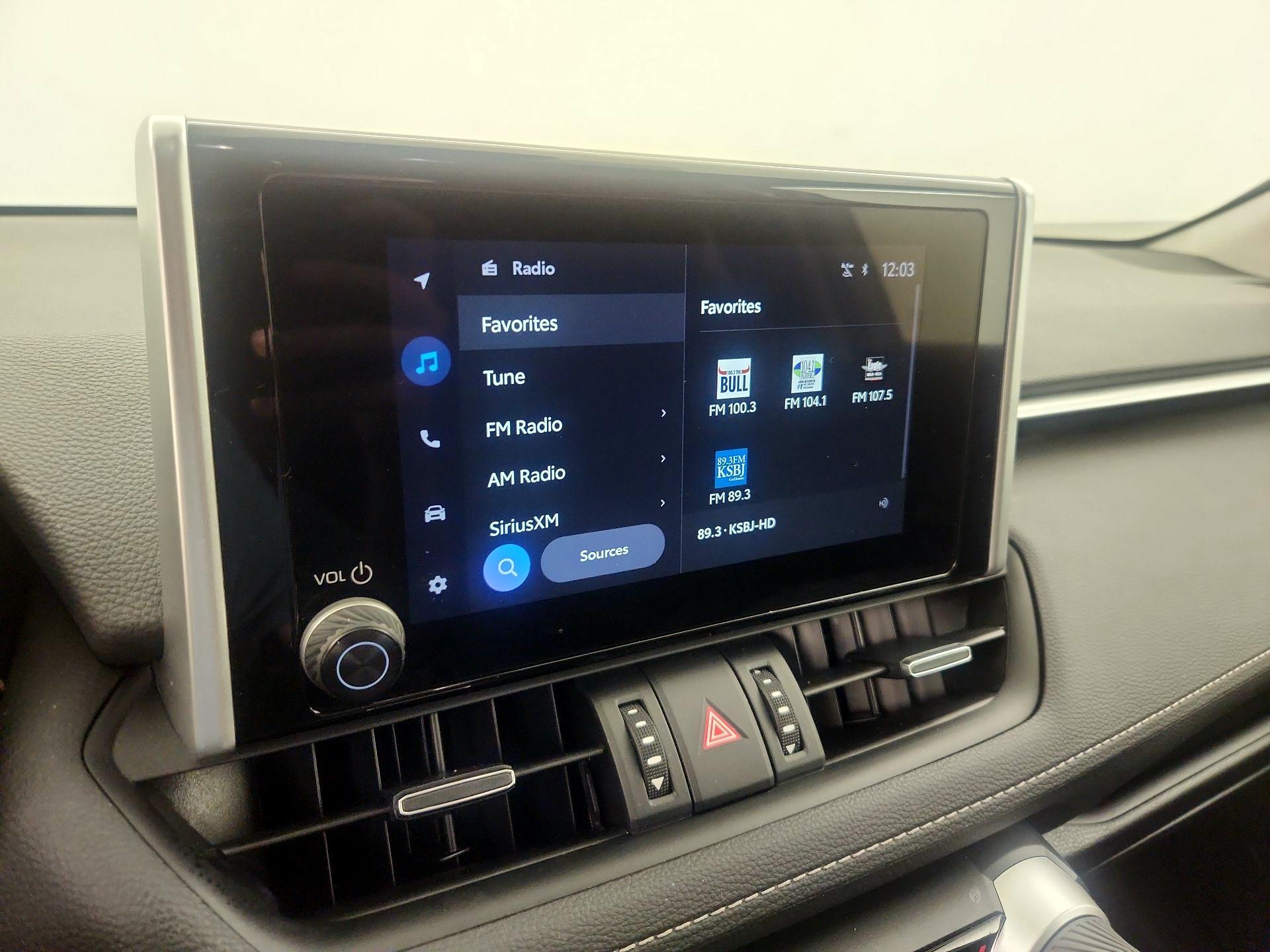 Thumbnail: 2025 Toyota RAV4 - 15