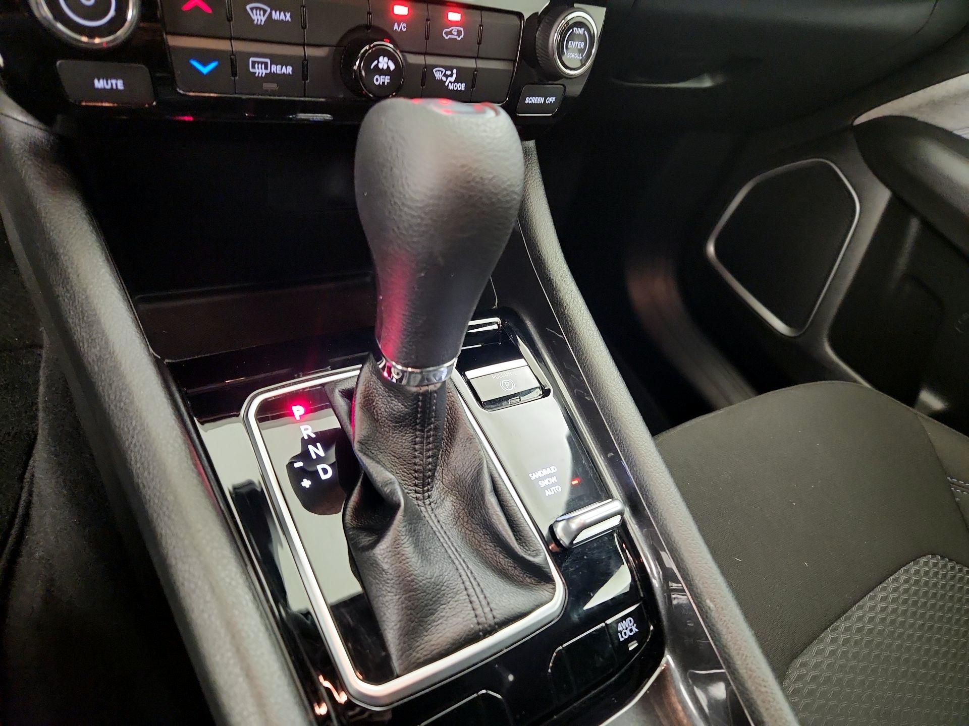 Thumbnail: 2023 Jeep Compass - 17