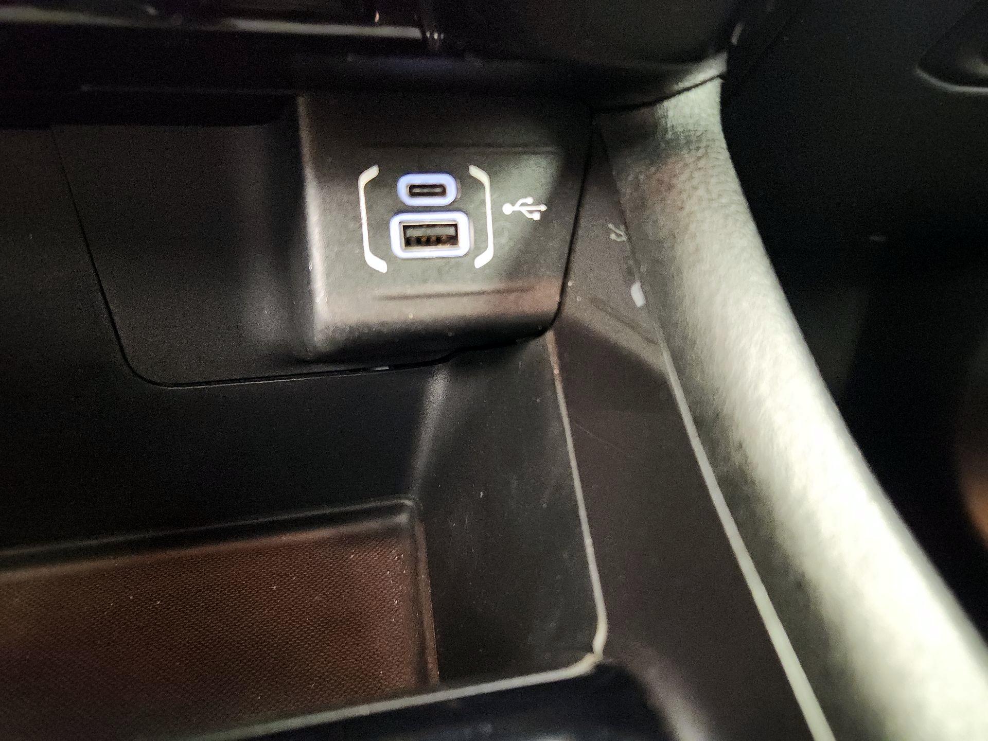 Thumbnail: 2023 Jeep Compass - 18