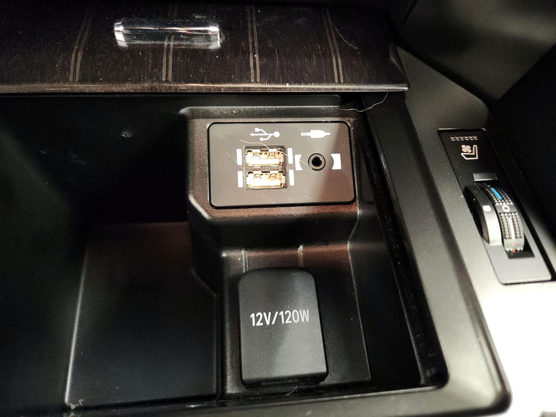 Thumbnail: 2023 Lexus GX - 19