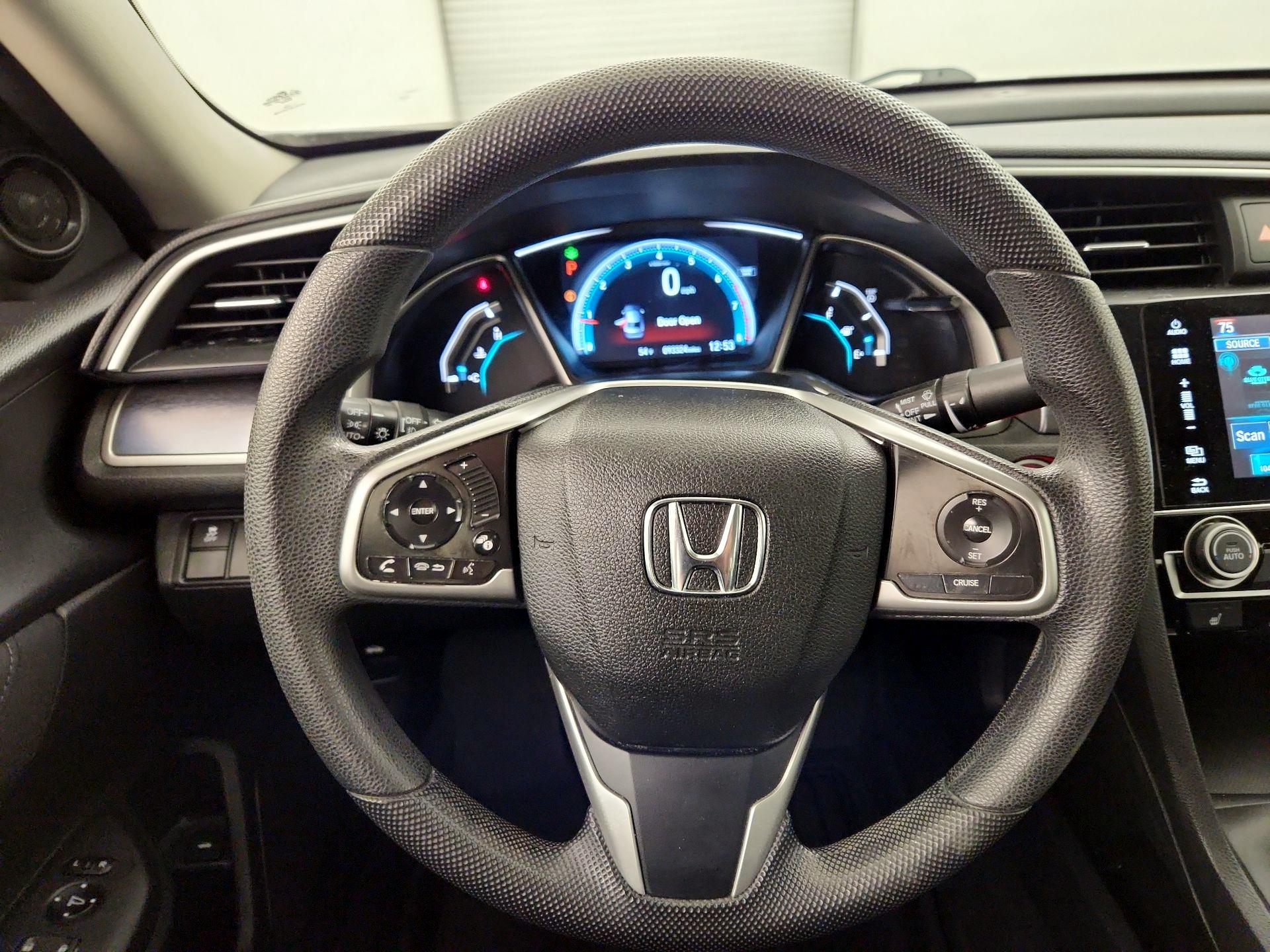 Thumbnail: 2016 Honda Civic - 10