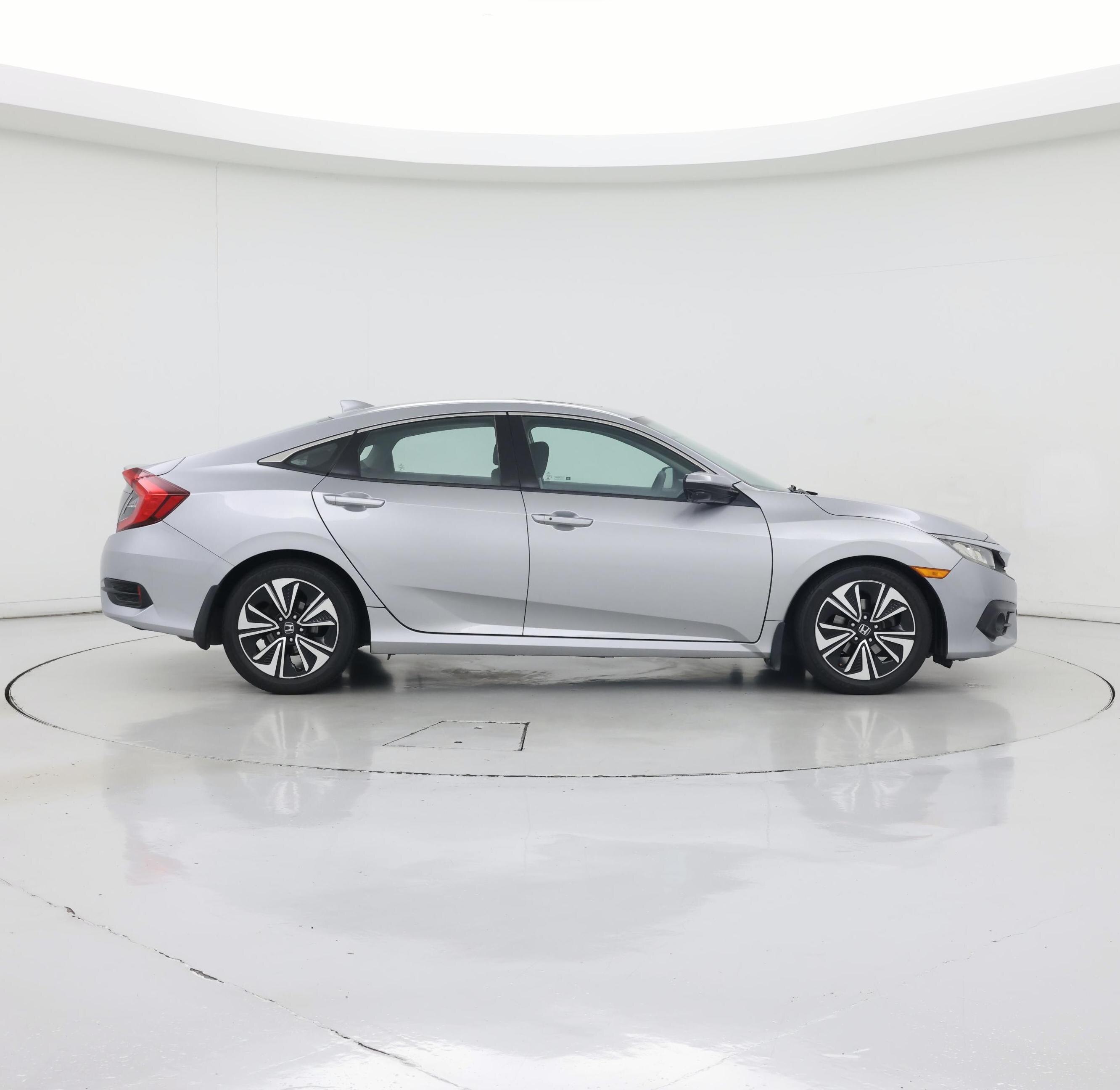 Thumbnail: 2016 Honda Civic - 7