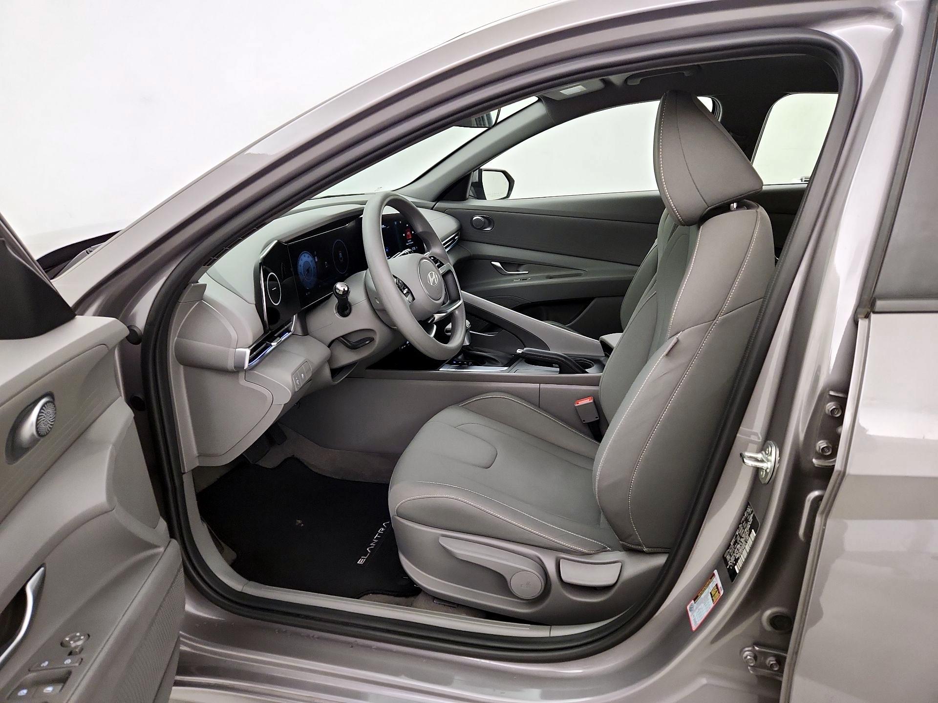 Thumbnail: 2024 Hyundai Elantra - 11