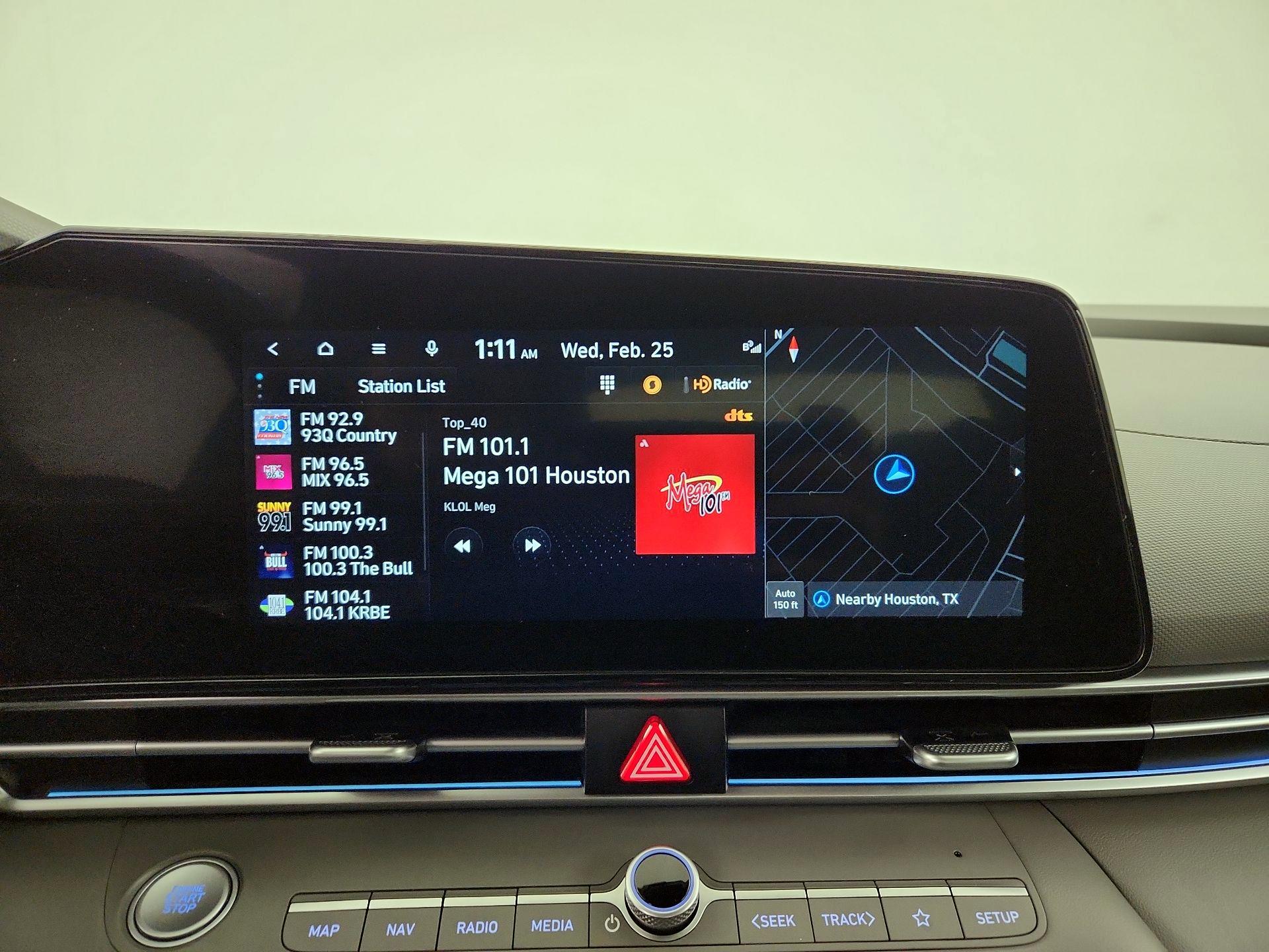 Thumbnail: 2024 Hyundai Elantra - 16