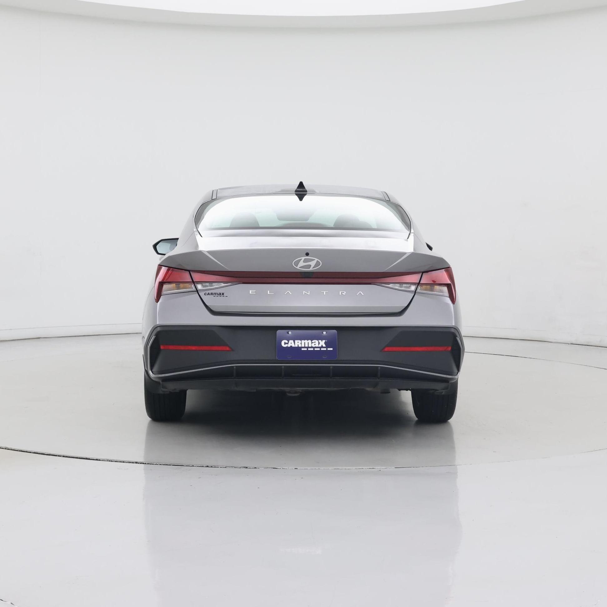 Thumbnail: 2024 Hyundai Elantra - 6