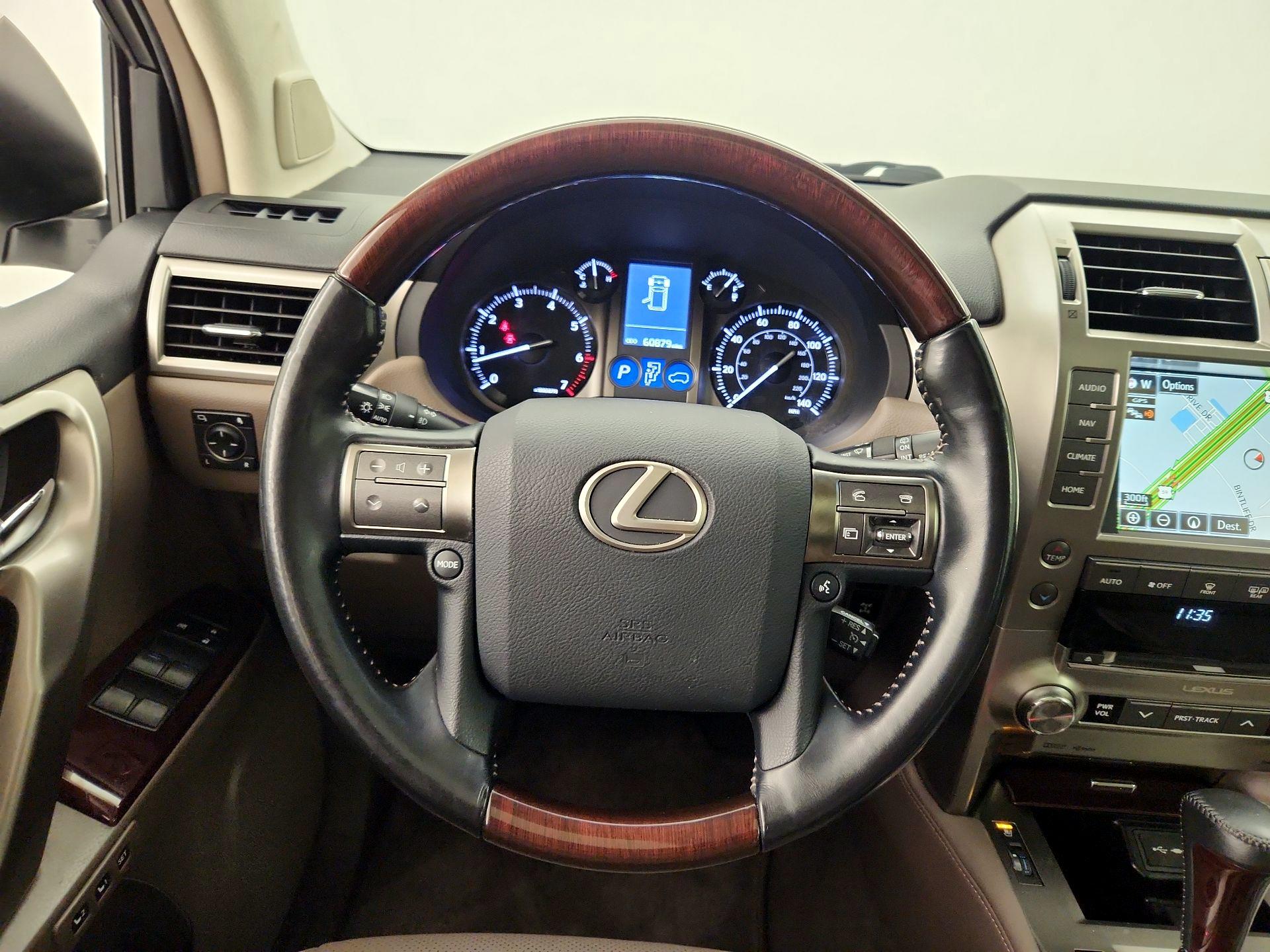 Thumbnail: 2019 Lexus GX - 10