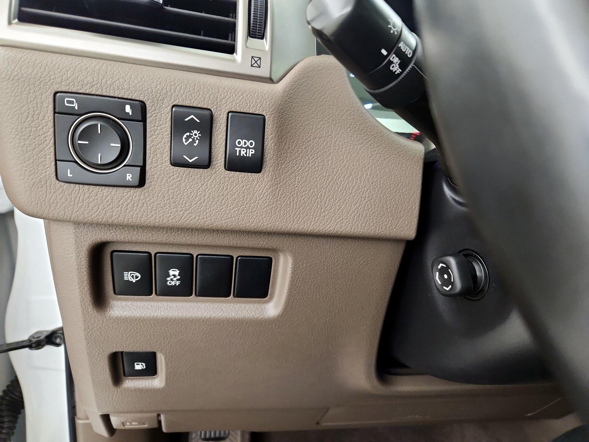 Thumbnail: 2019 Lexus GX - 13