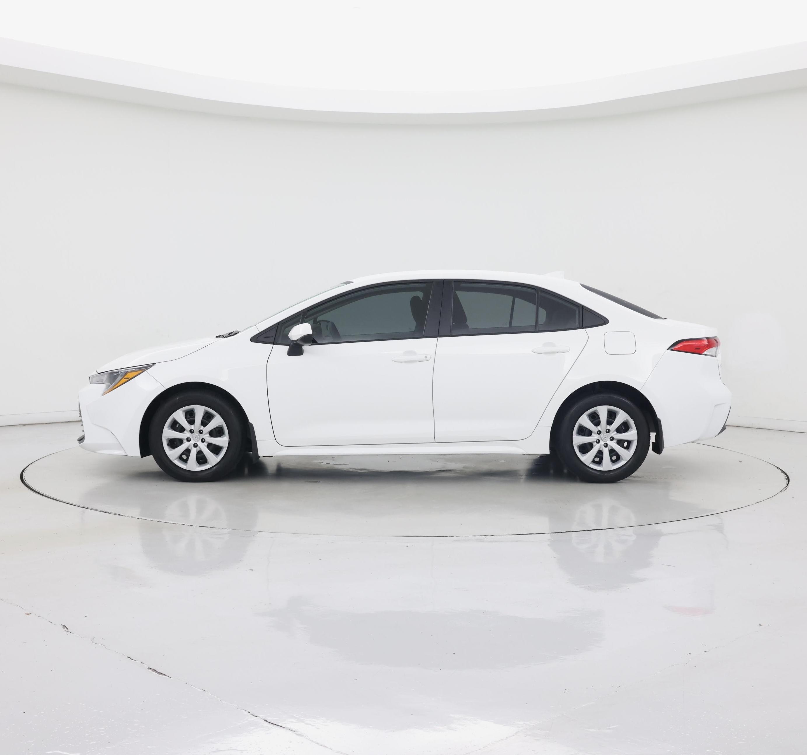 Thumbnail: 2024 Toyota Corolla - 3