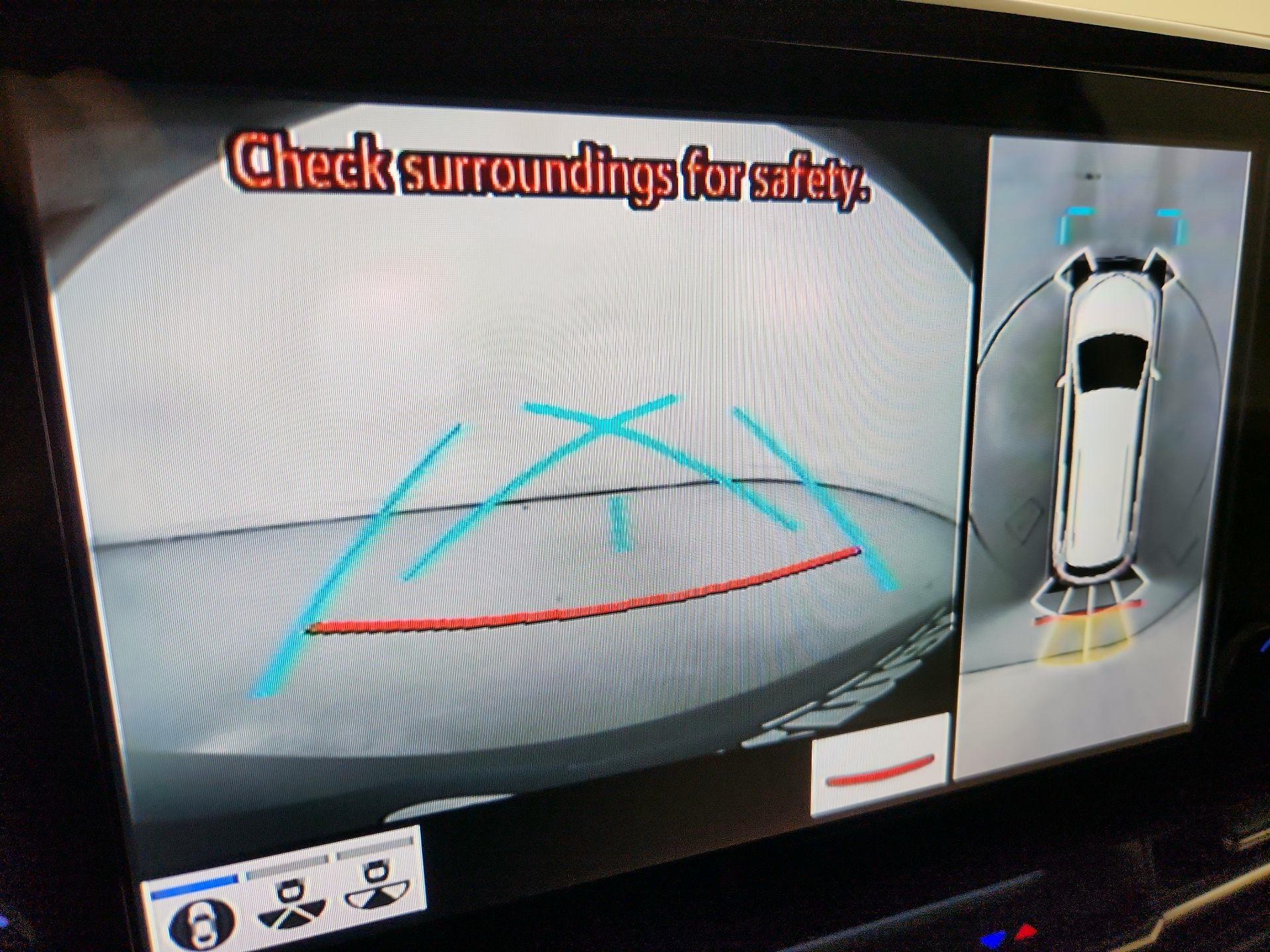 Thumbnail: 2021 Toyota Sienna - 15