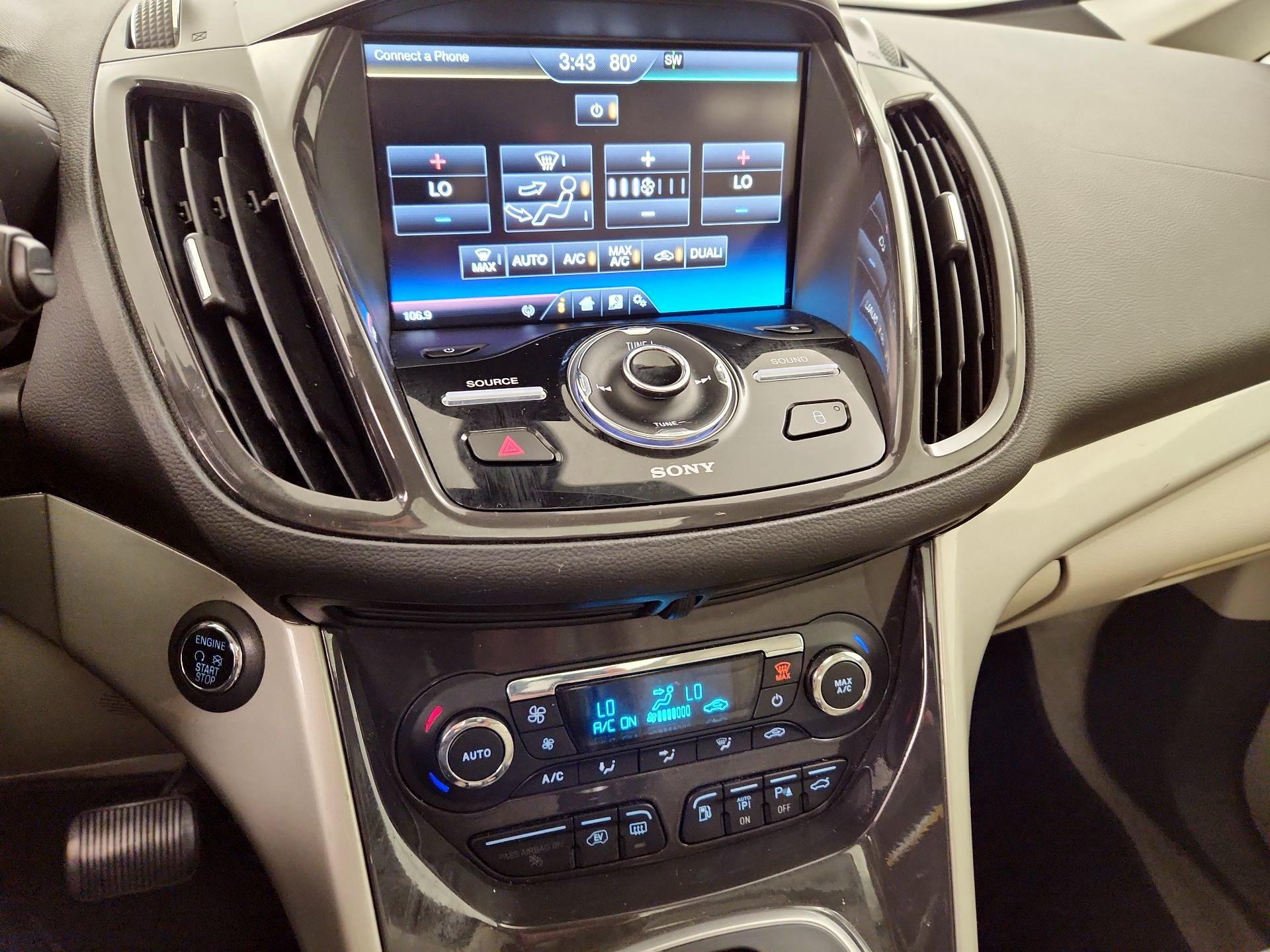 Thumbnail: 2015 Ford C-Max - 17