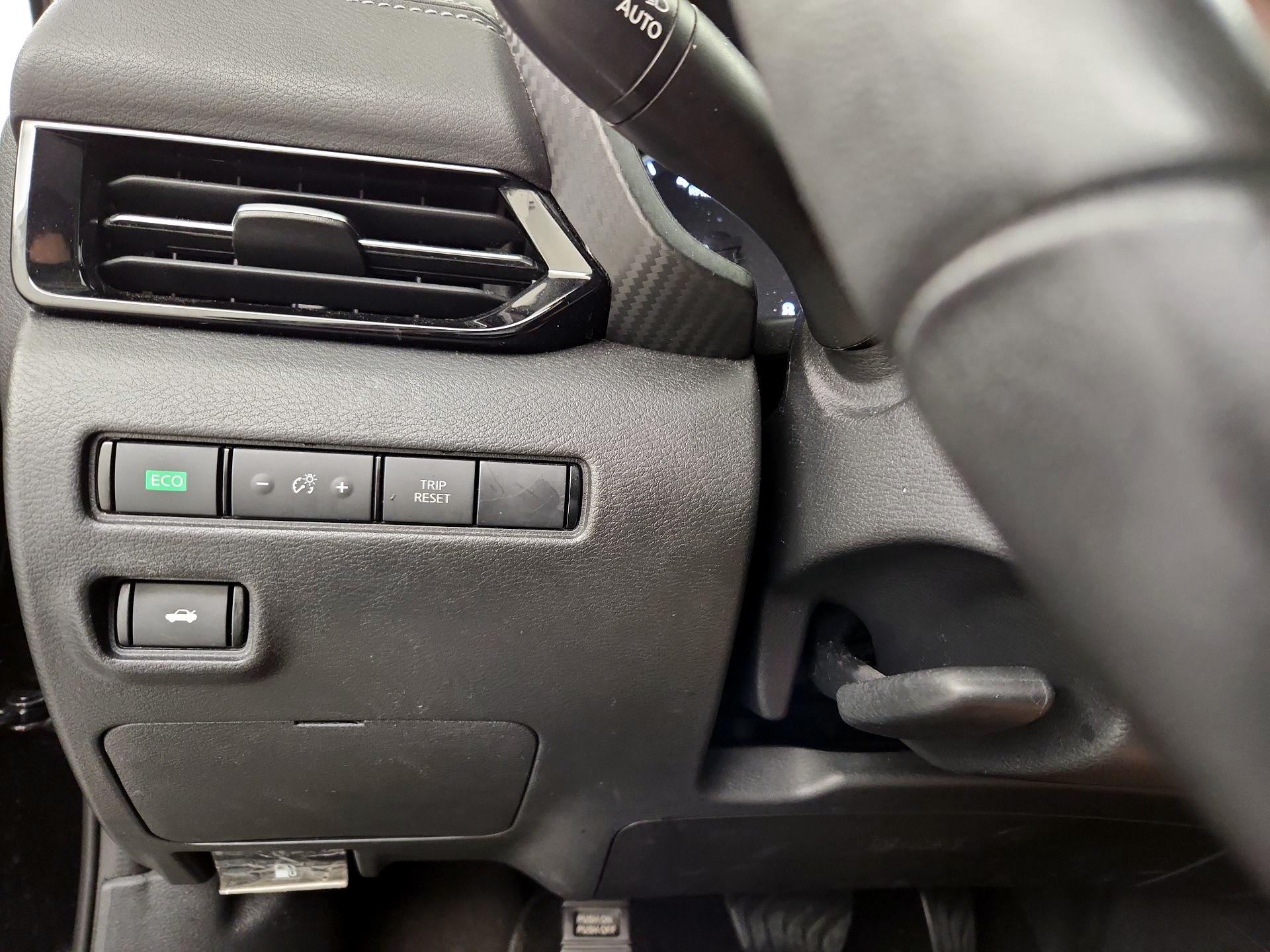 Thumbnail: 2020 Nissan Sentra - 13