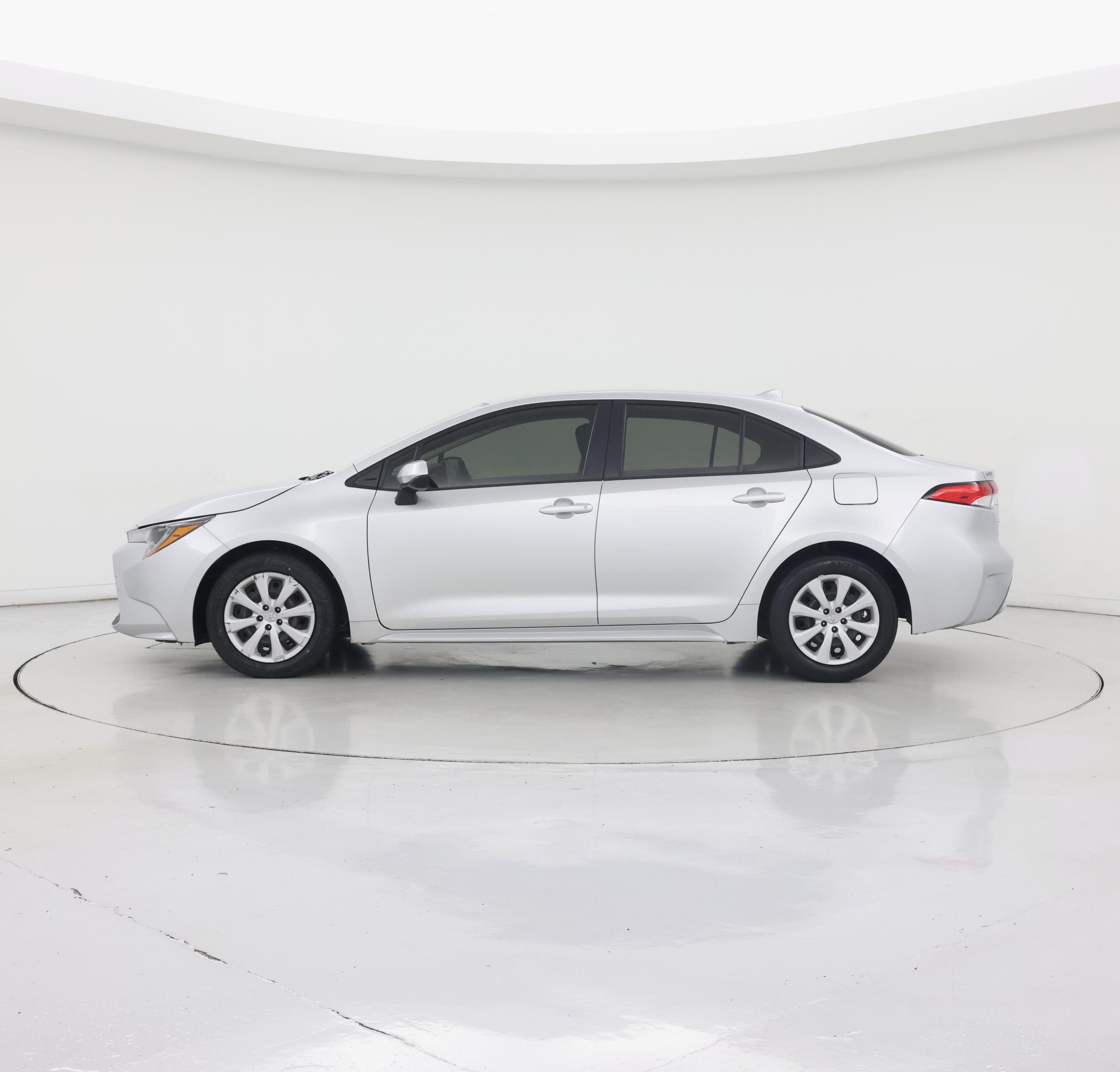 Thumbnail: 2022 Toyota Corolla - 3