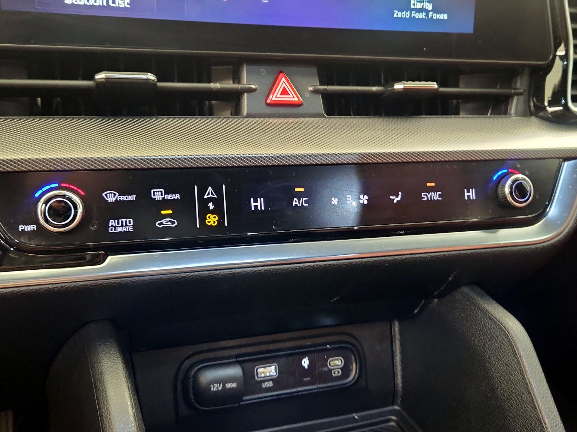 Thumbnail: 2023 Kia Sportage - 17