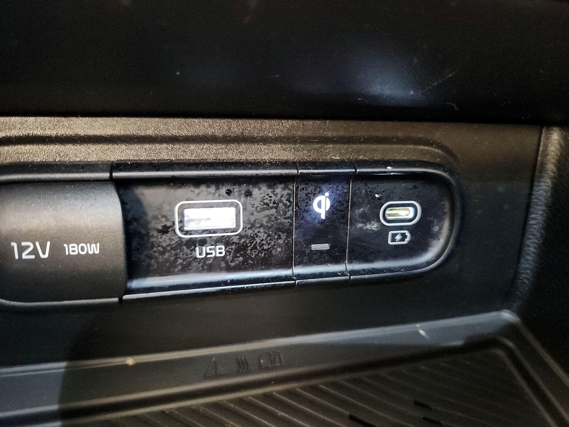 Thumbnail: 2023 Kia Sportage - 19