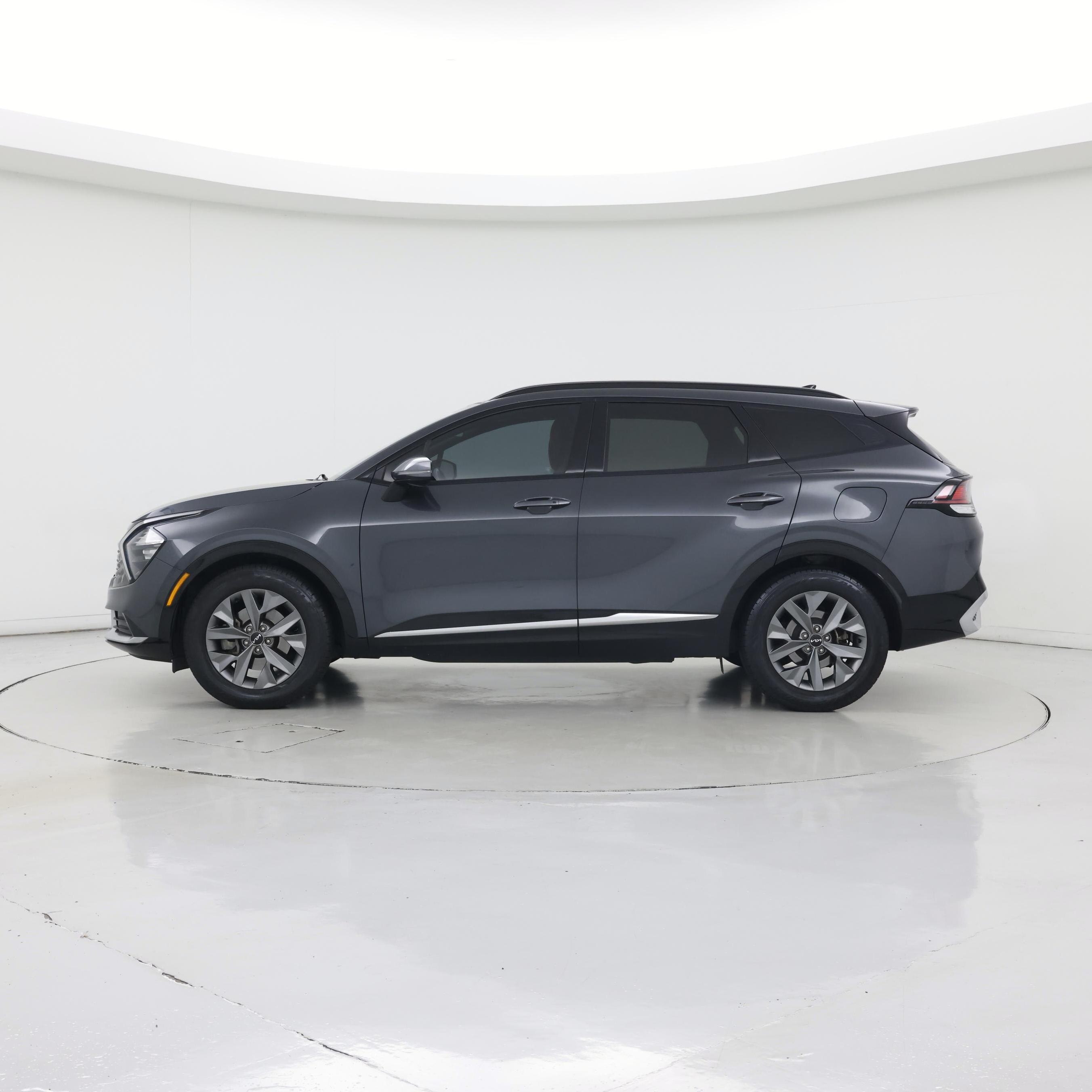 Thumbnail: 2023 Kia Sportage - 3