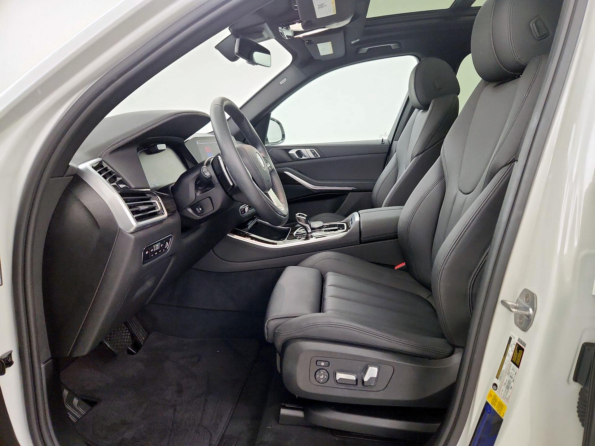 Thumbnail: 2020 BMW X5 - 11