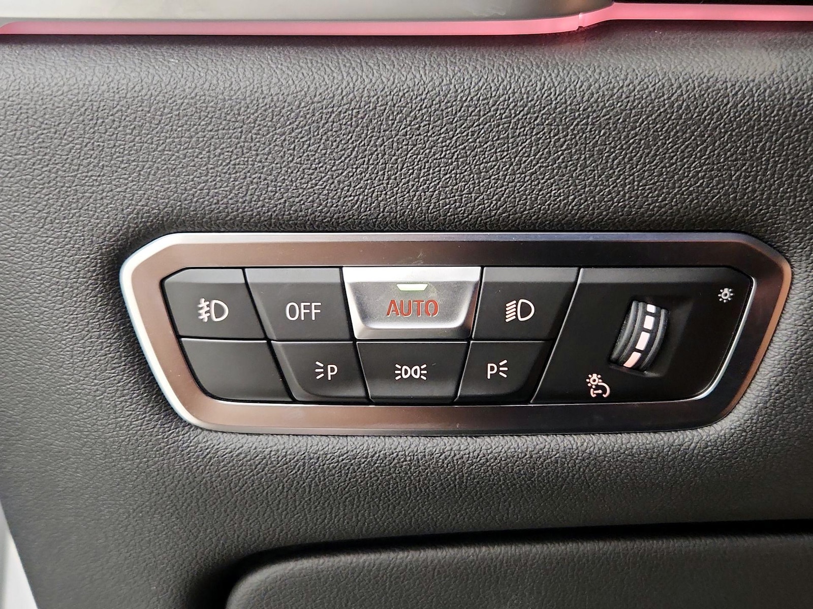 2020 BMW X5 40i - Photo 14