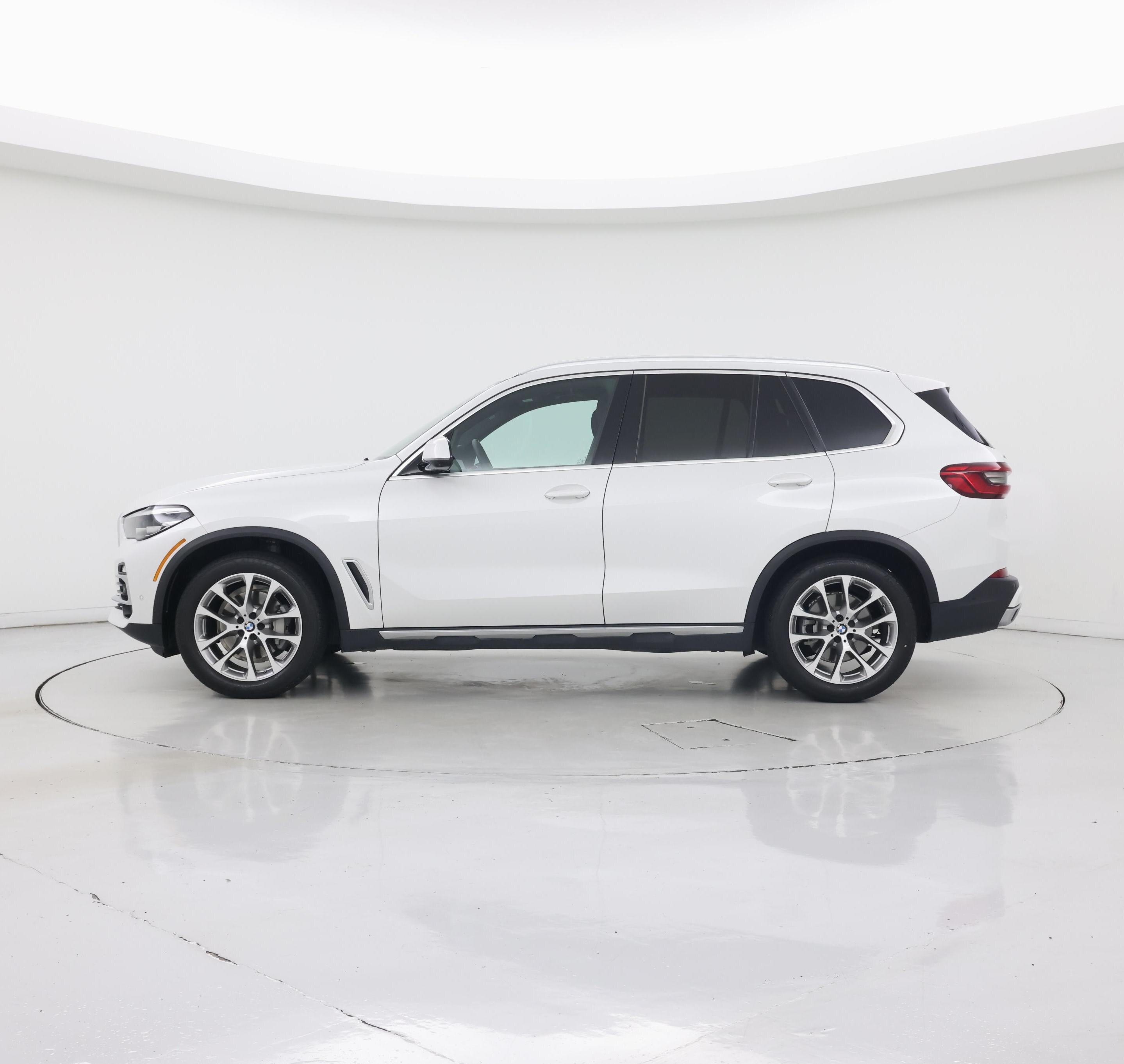 Thumbnail: 2020 BMW X5 - 3
