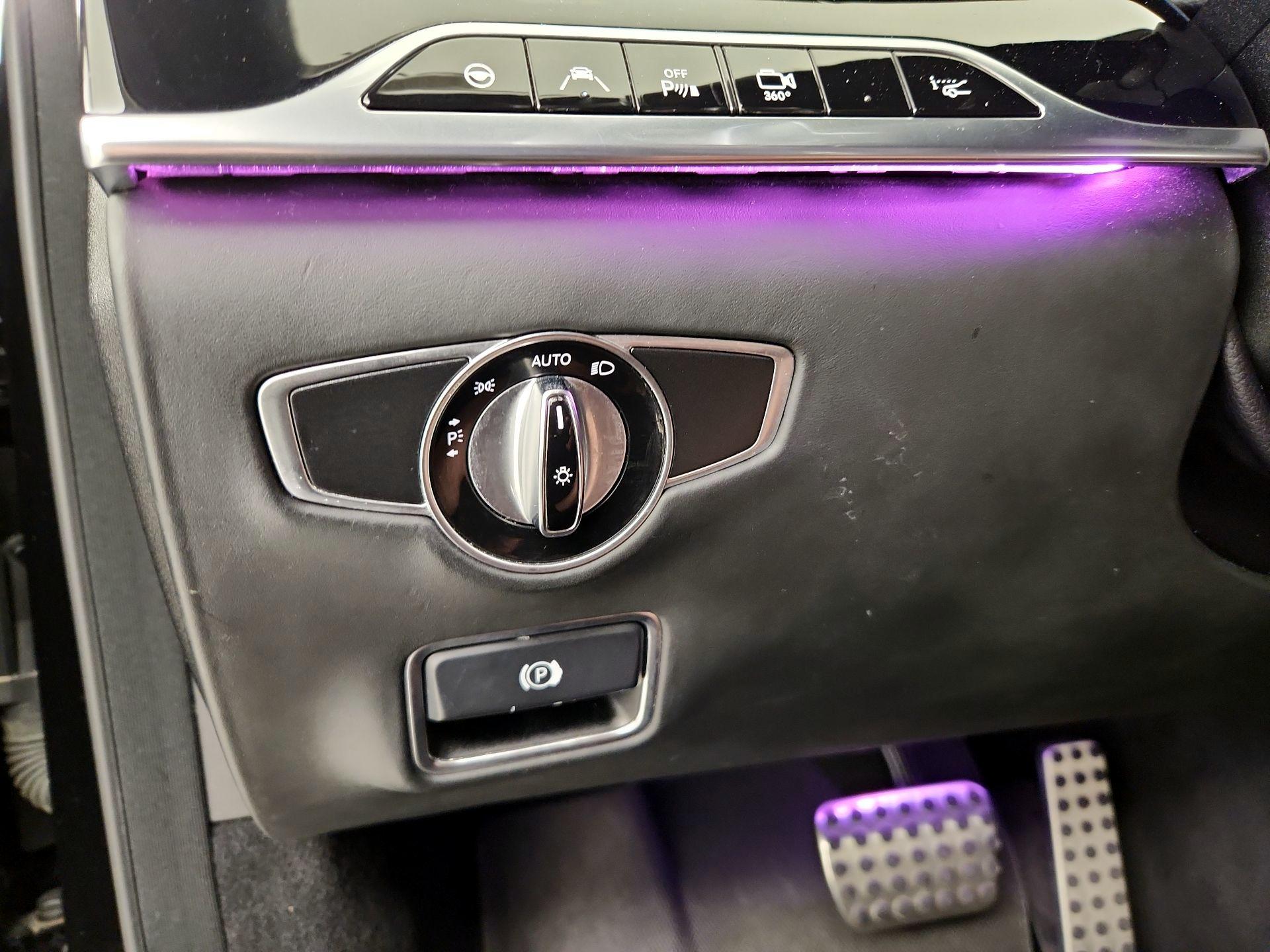 Thumbnail: 2016 Mercedes-Benz S-Class - 13