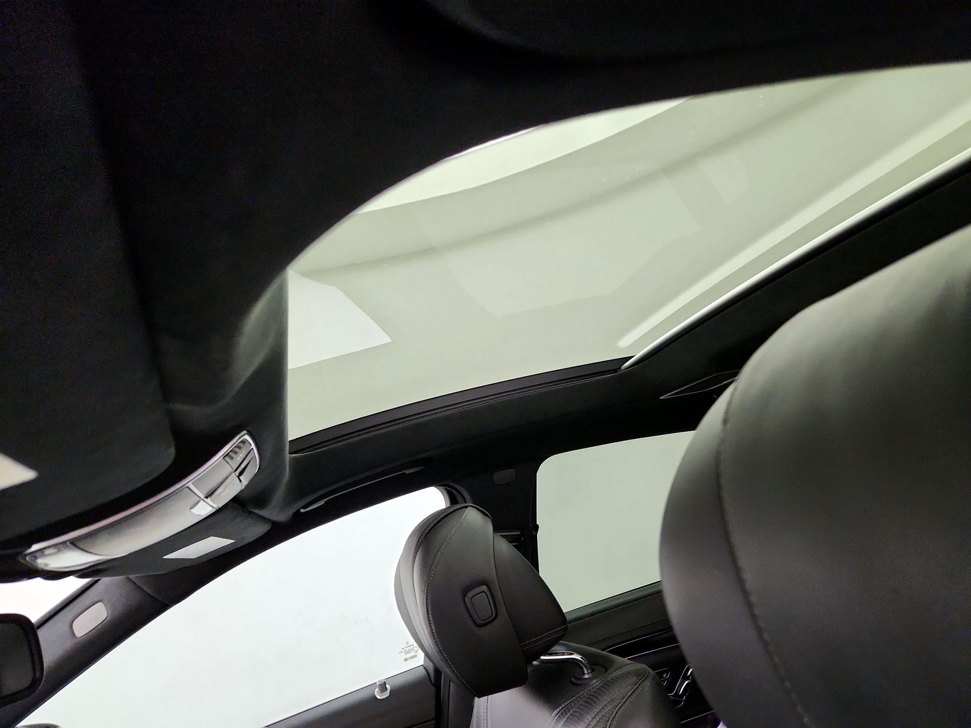 Thumbnail: 2016 Mercedes-Benz S-Class - 20