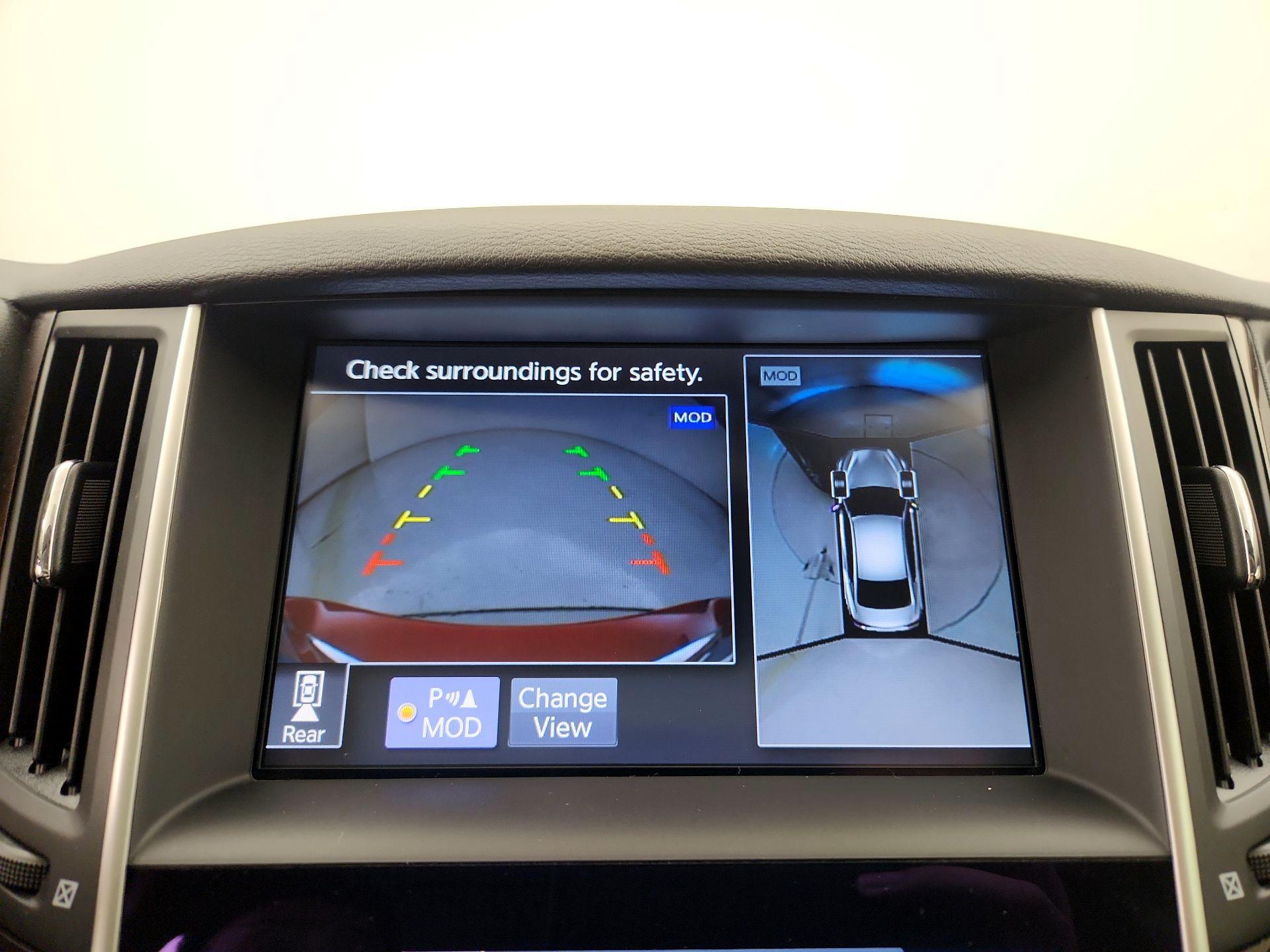 Thumbnail: 2015 INFINITI Q50 - 15