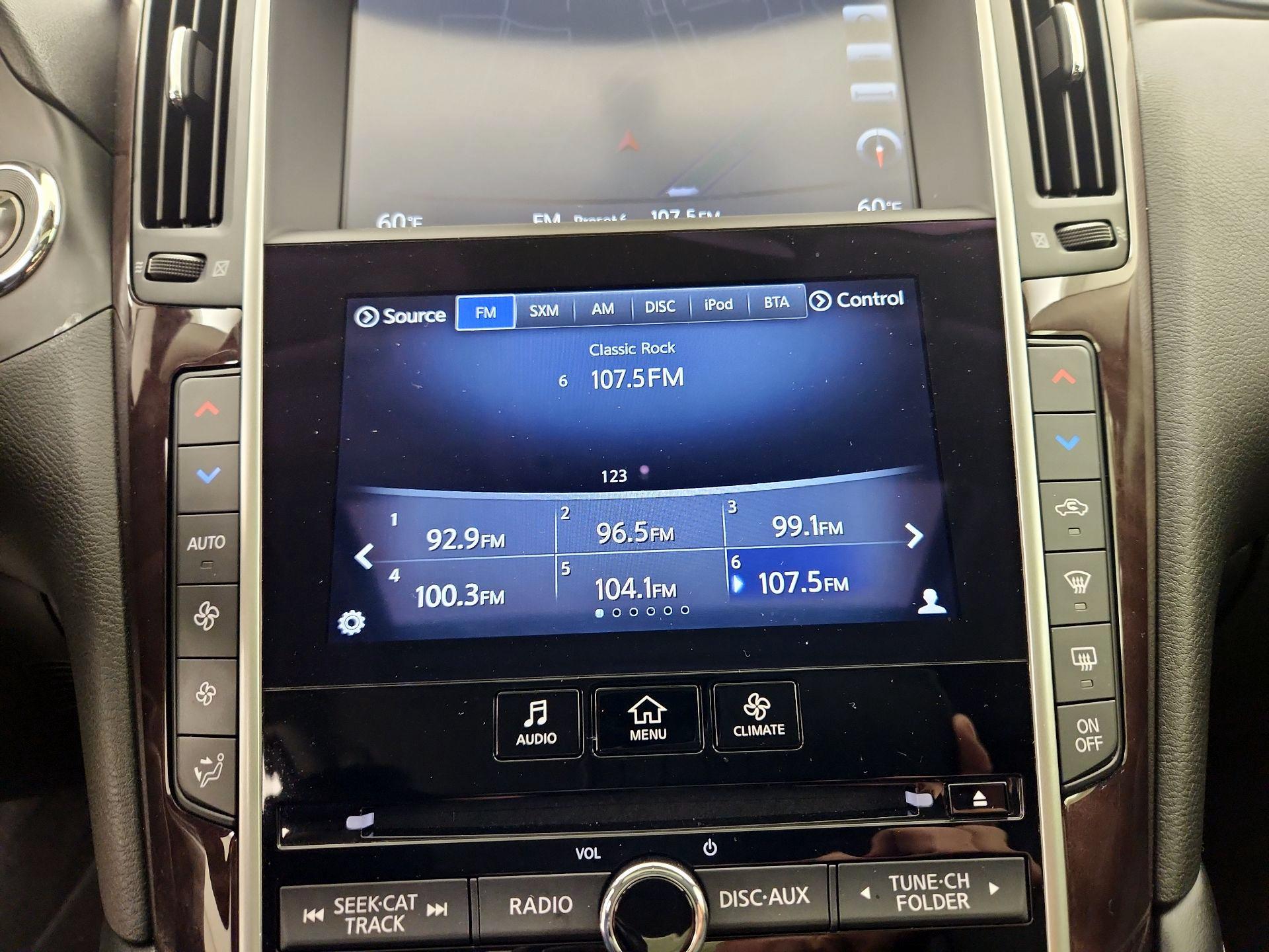 Thumbnail: 2015 INFINITI Q50 - 16