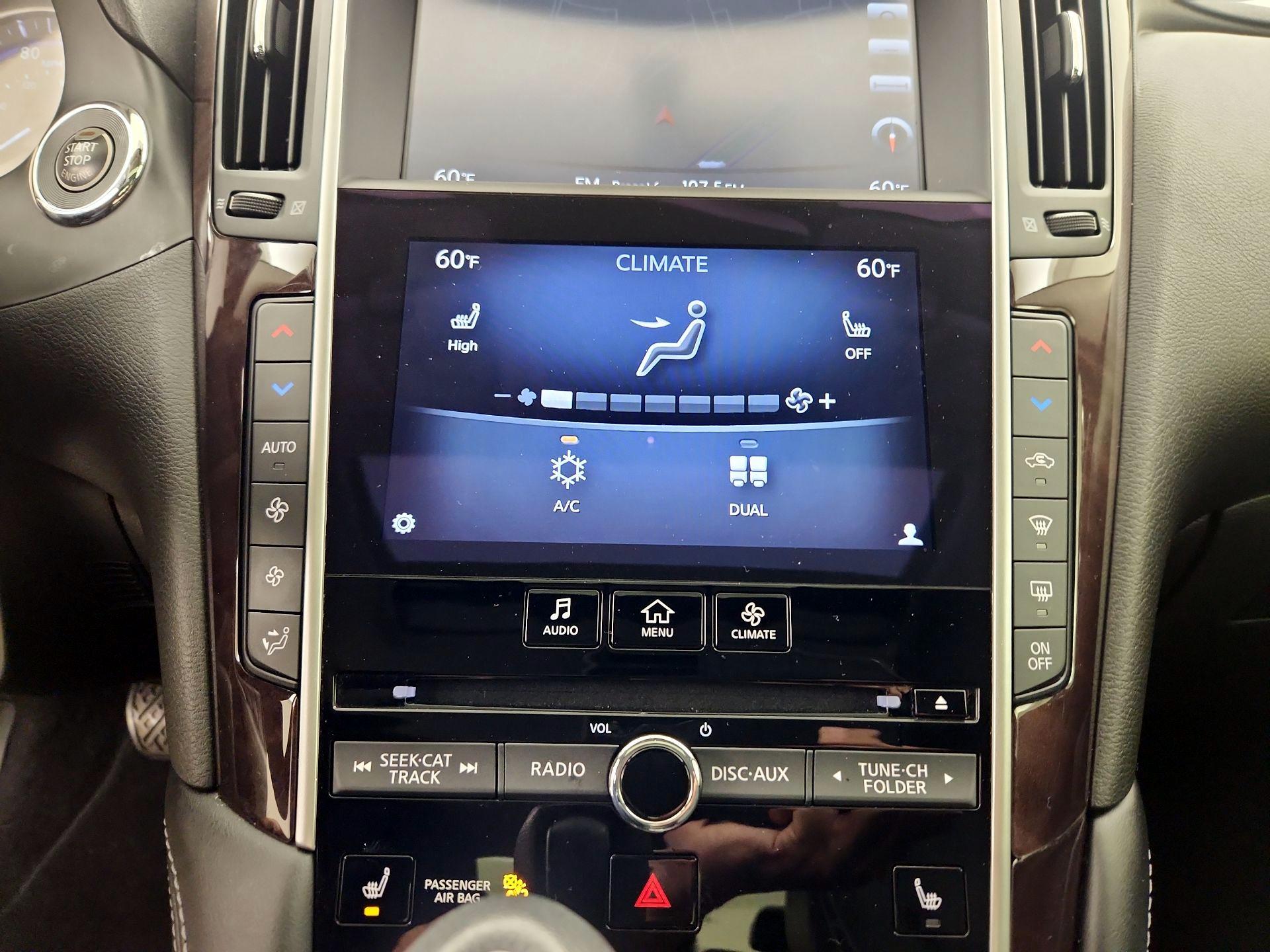 Thumbnail: 2015 INFINITI Q50 - 17