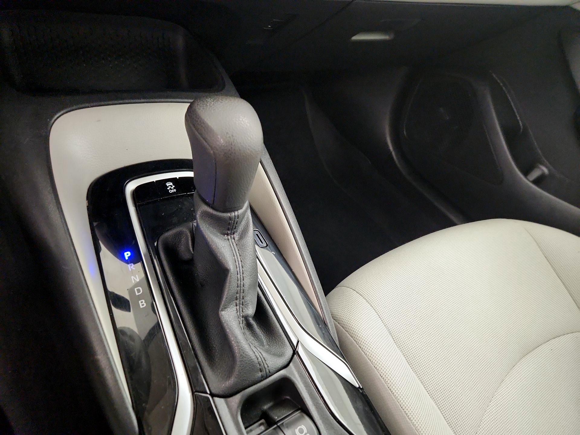 Thumbnail: 2022 Toyota Corolla - 17