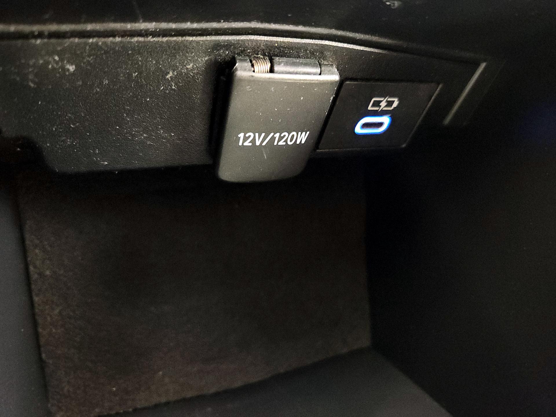 Thumbnail: 2022 Toyota Corolla - 18