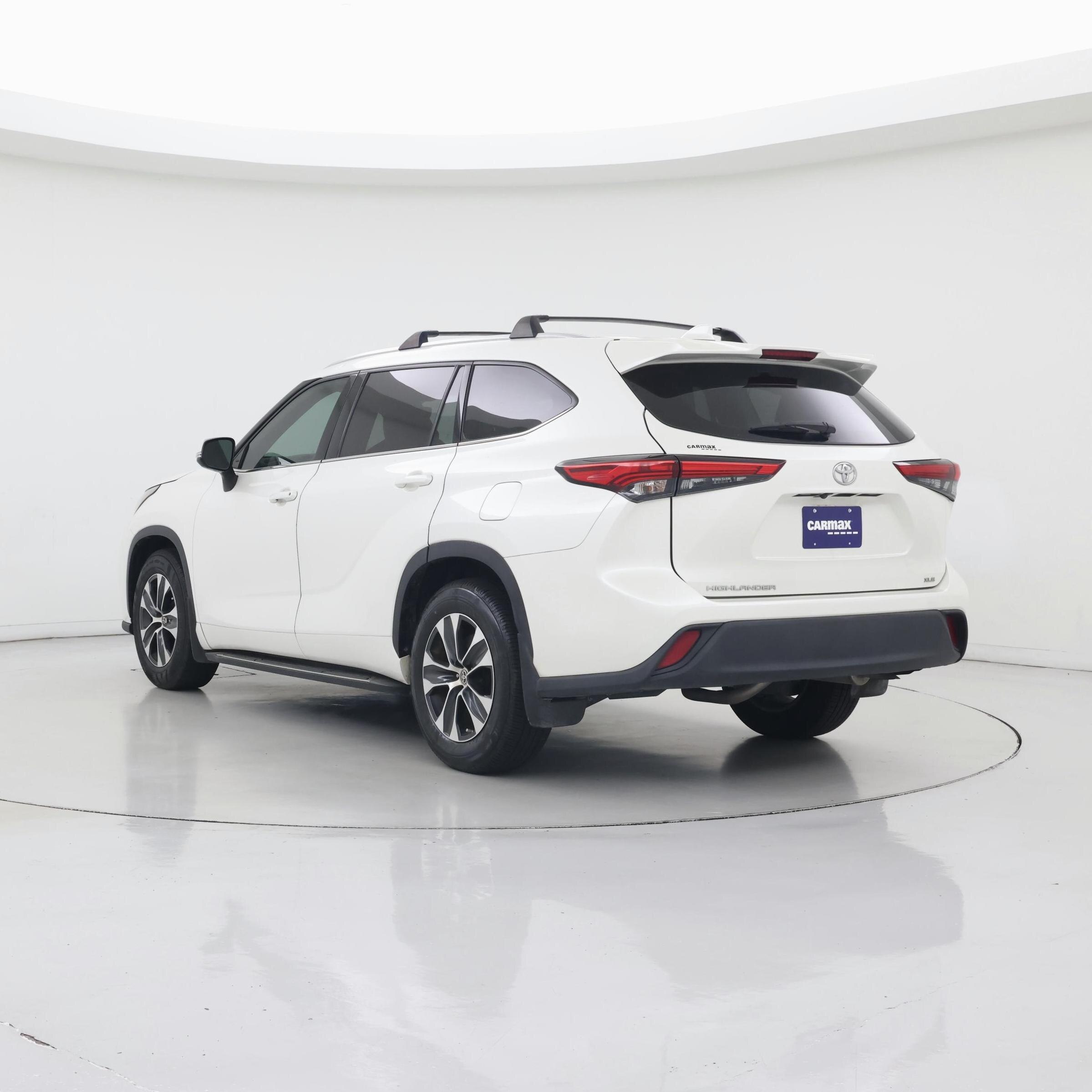 Thumbnail: 2020 Toyota Highlander - 2