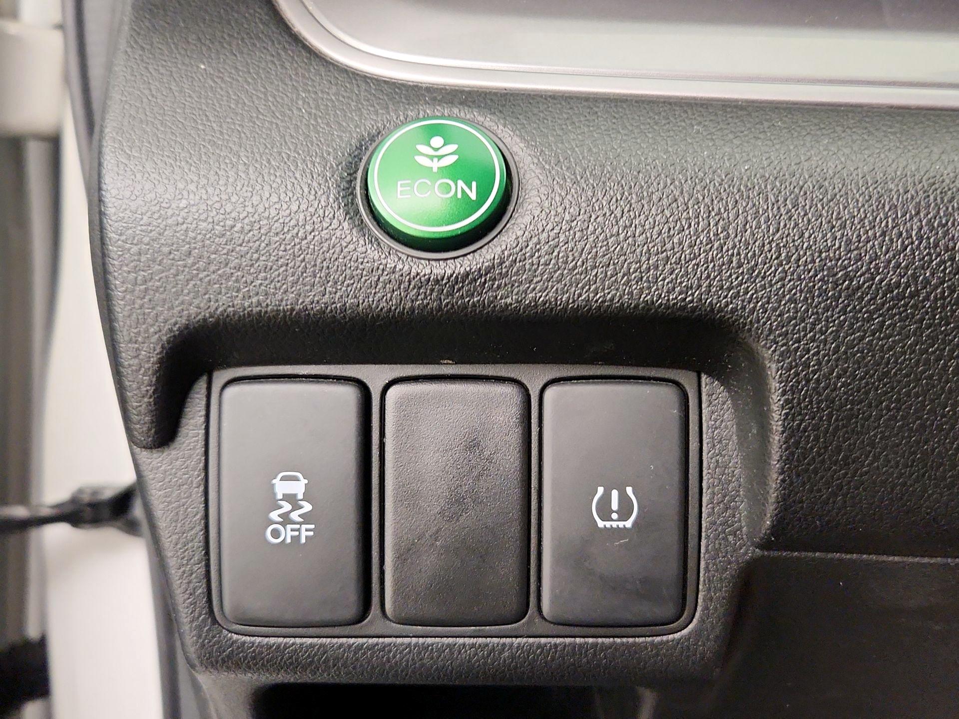 Thumbnail: 2015 Honda CR-V - 13