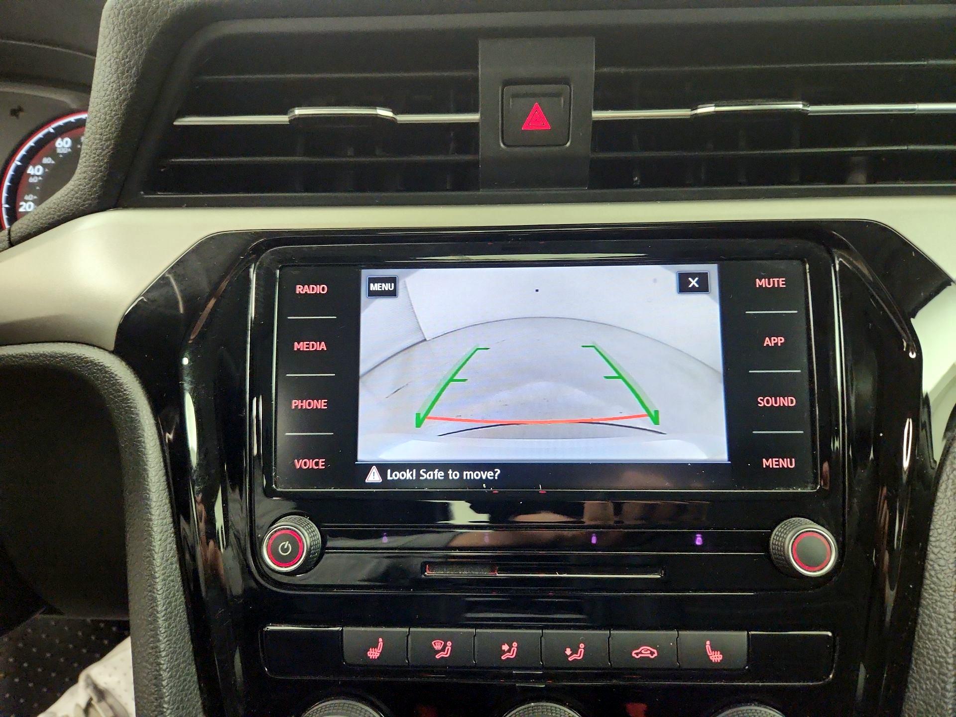 Thumbnail: 2020 Volkswagen Passat - 14