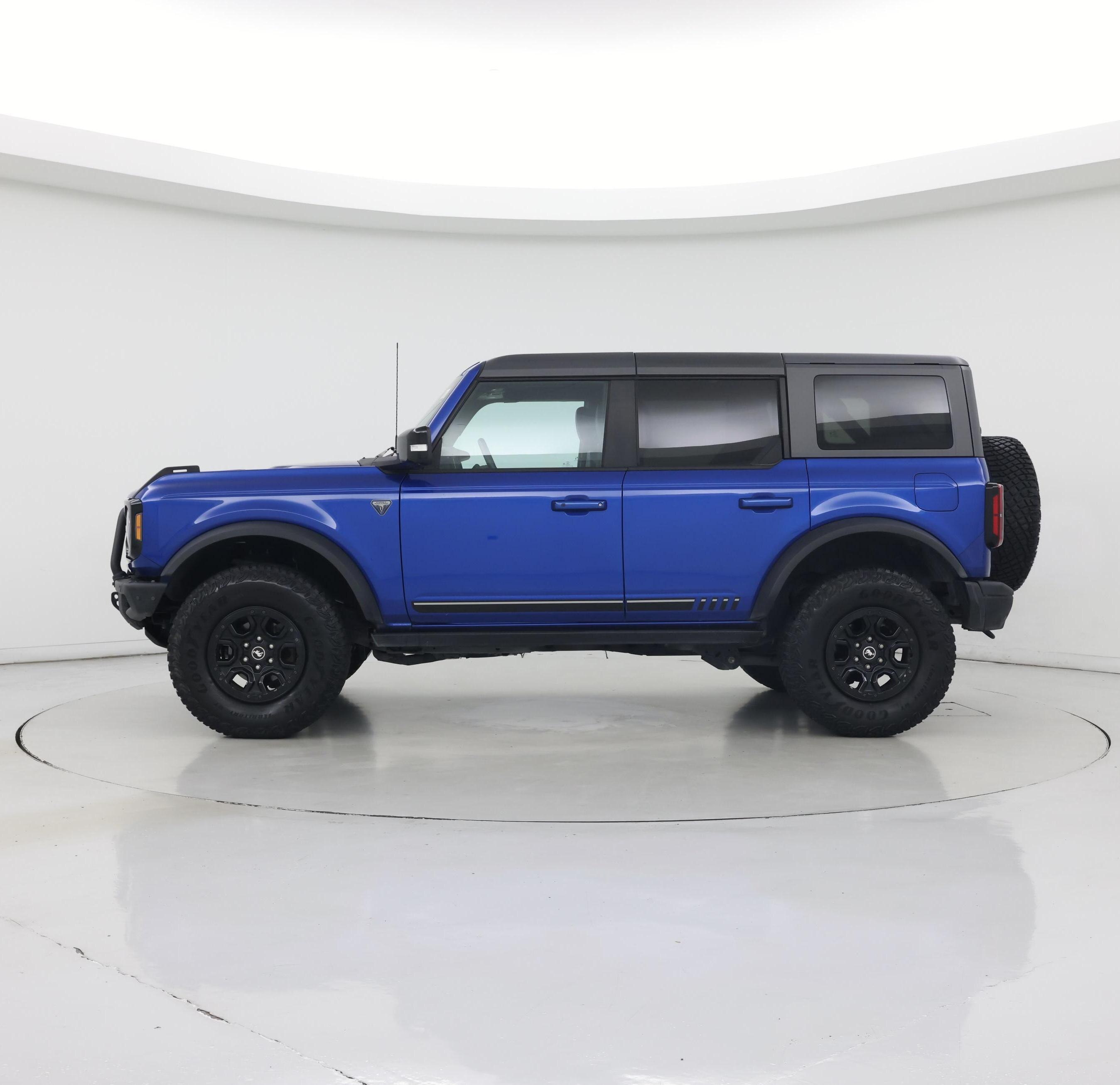 Thumbnail: 2021 Ford Bronco - 3