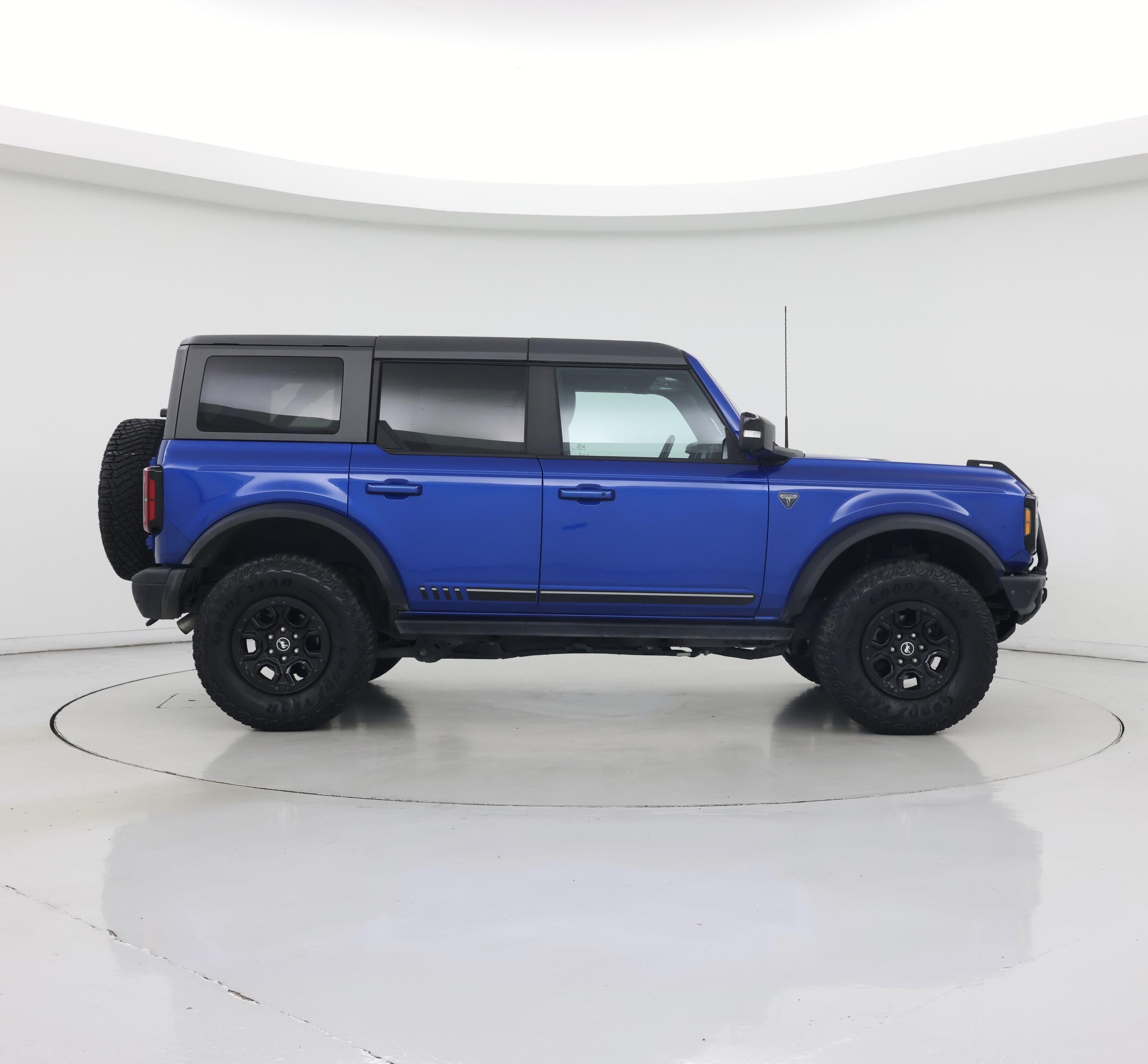 Thumbnail: 2021 Ford Bronco - 7