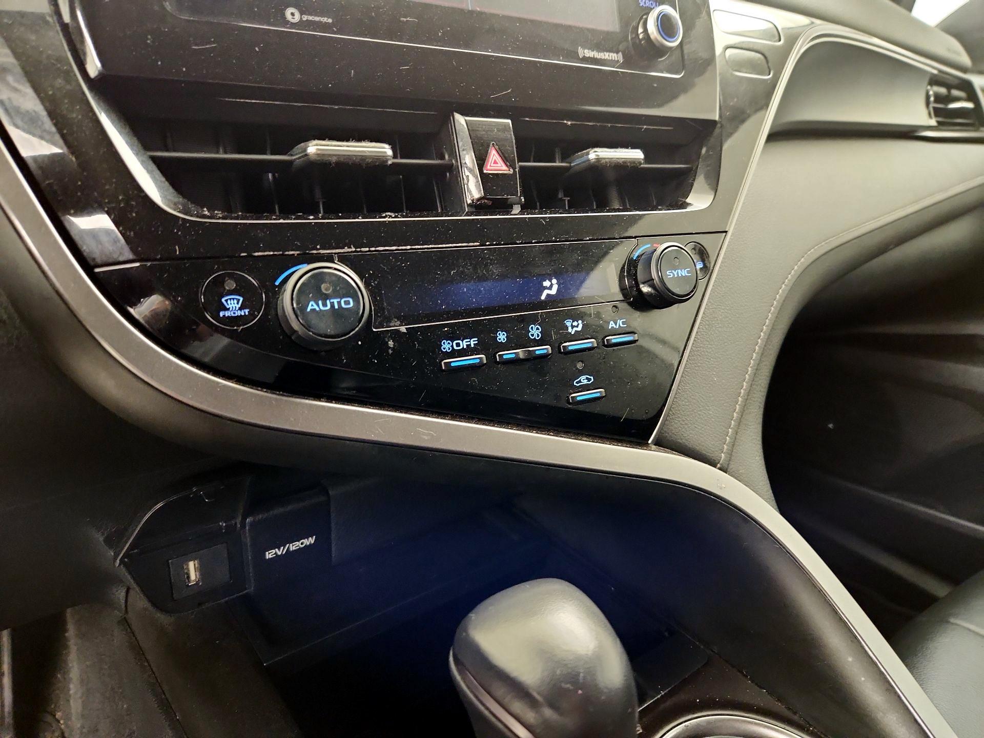 Thumbnail: 2023 Toyota Camry - 16