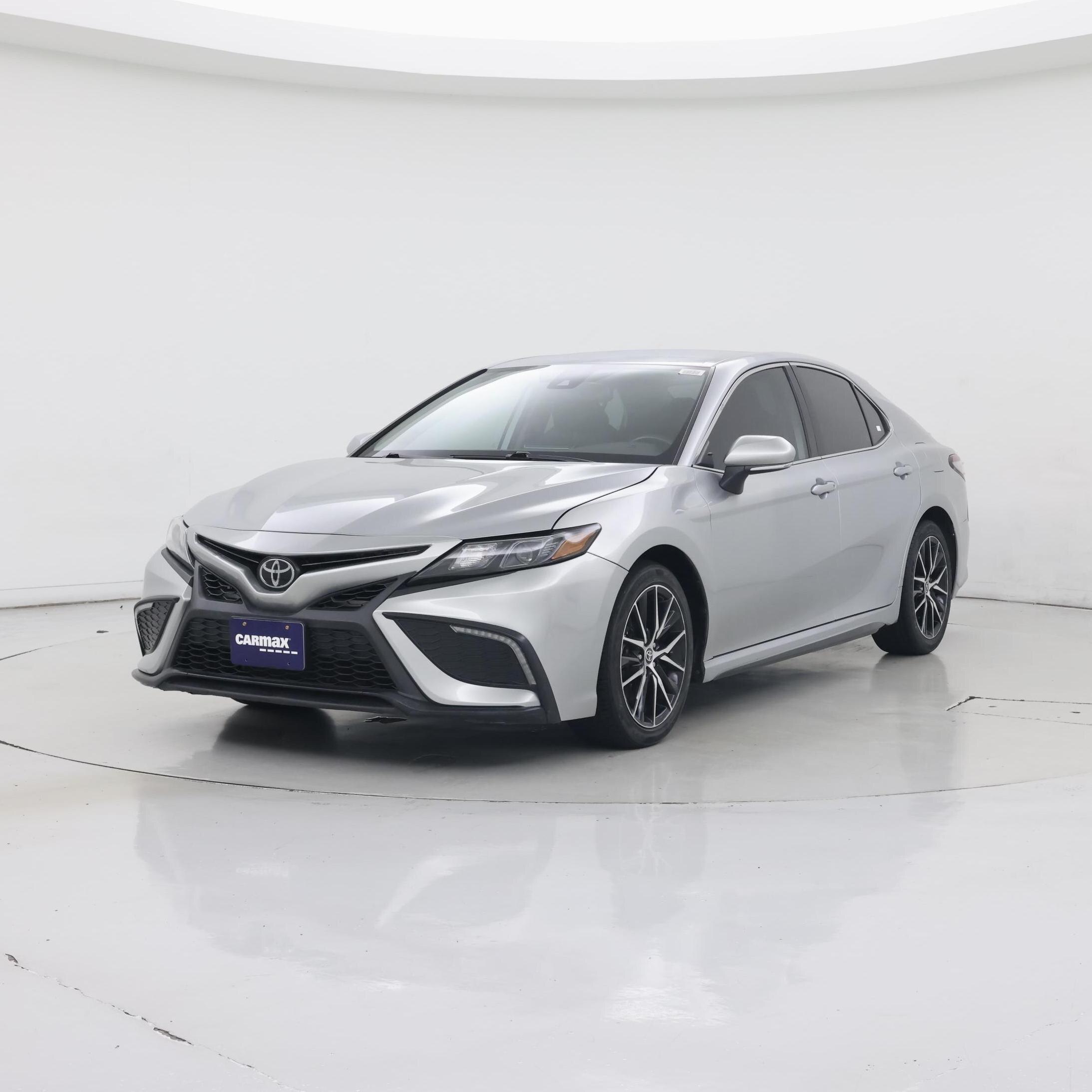 Thumbnail: 2023 Toyota Camry - 4