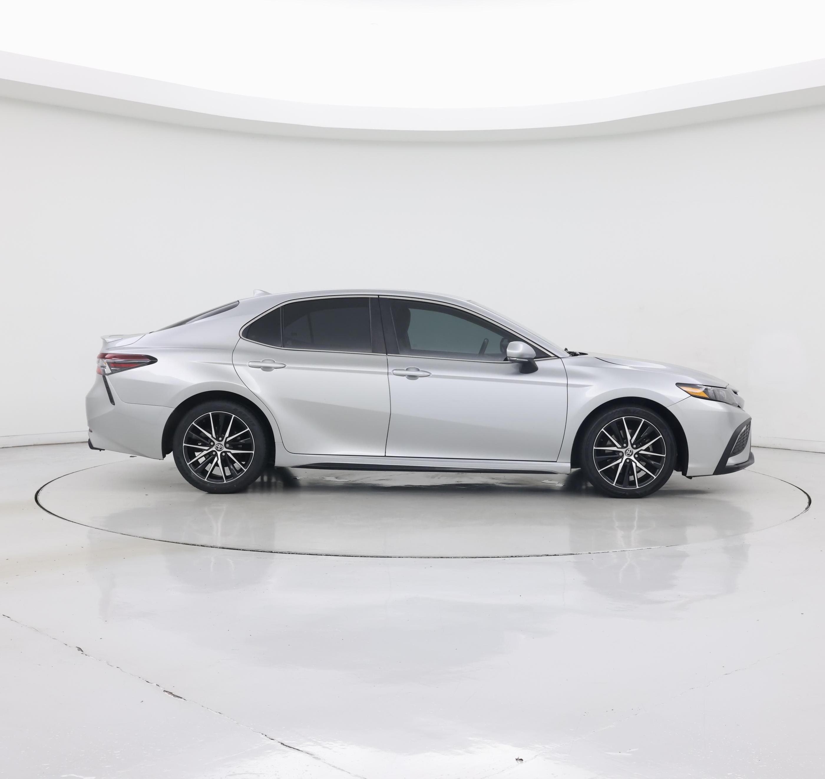 Thumbnail: 2023 Toyota Camry - 7