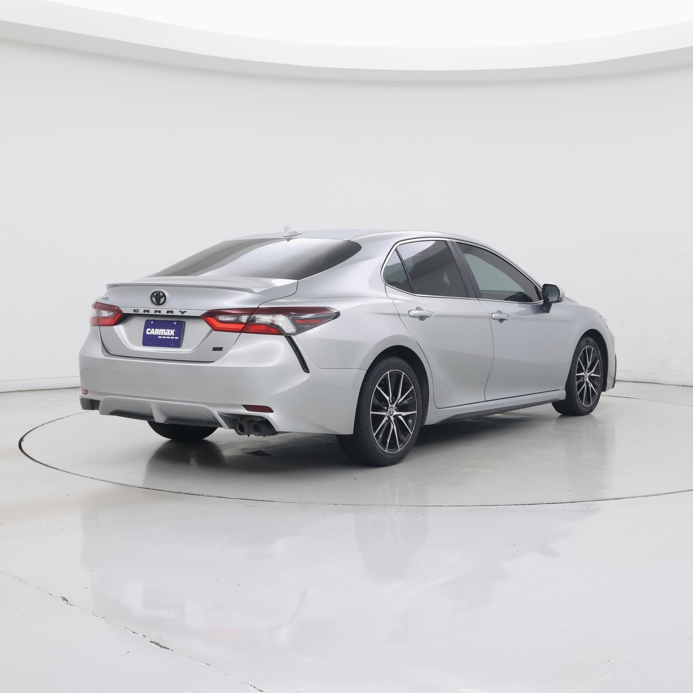 Thumbnail: 2023 Toyota Camry - 8